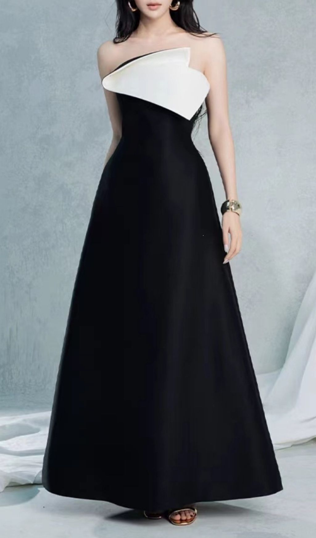 Fashionslee Women Kiri Strapless Black Maxi Dress