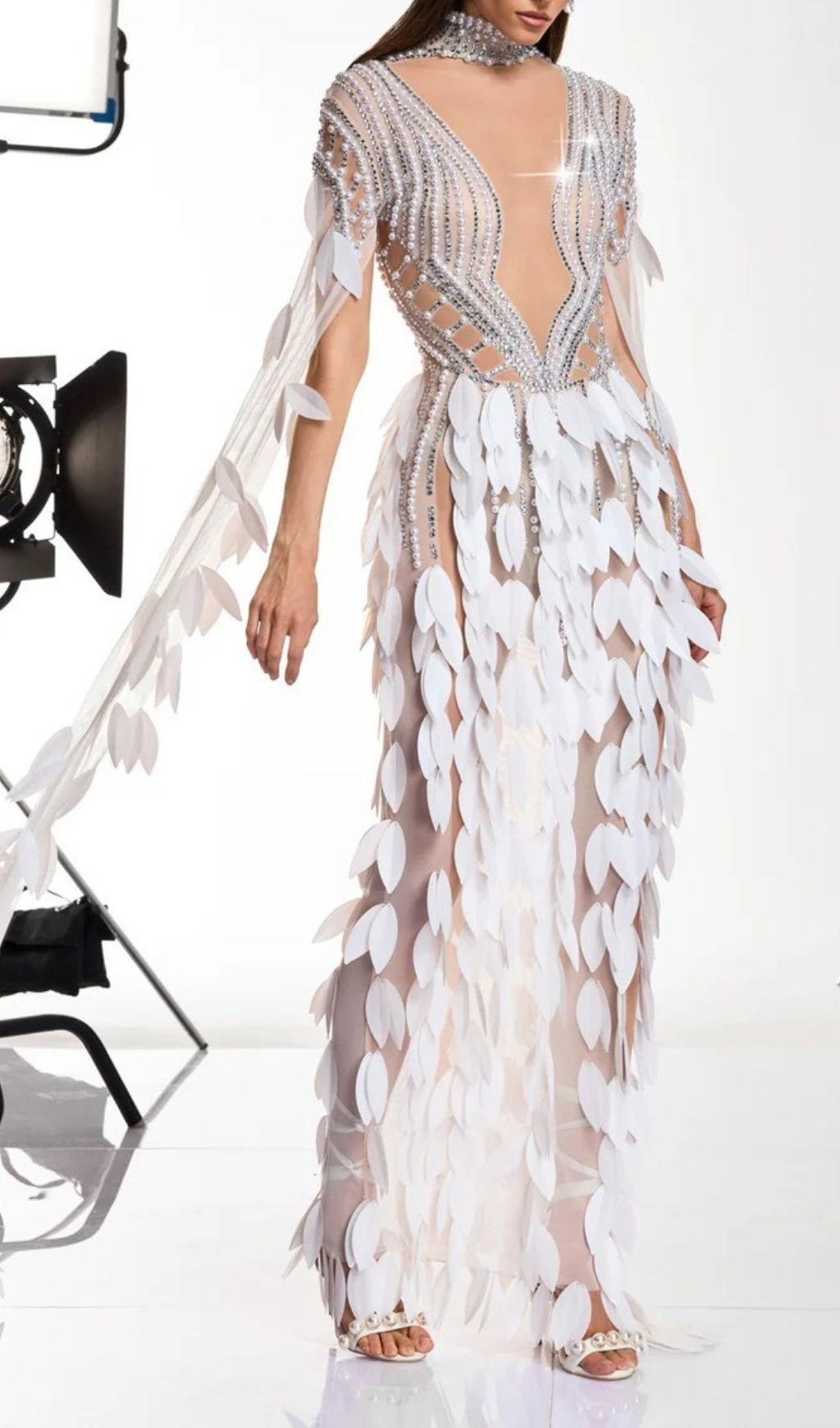 fa04cd0152fd07f6f6aed1f32c49ba1a.jpg Fashionslee Women Velune Cape Sleeve Leaf Embellished Maxi Dress