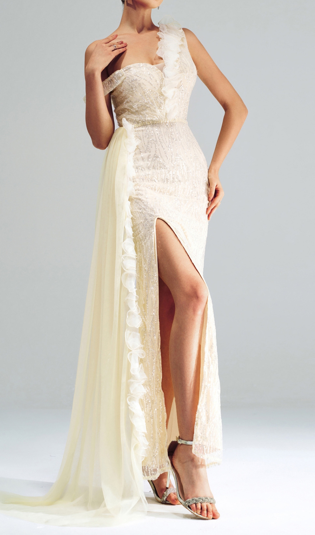 fa312c3f973b1587abe7a8bf47221bef.jpg Fashionslee Women Capella Sequin Strap Maxi Dress