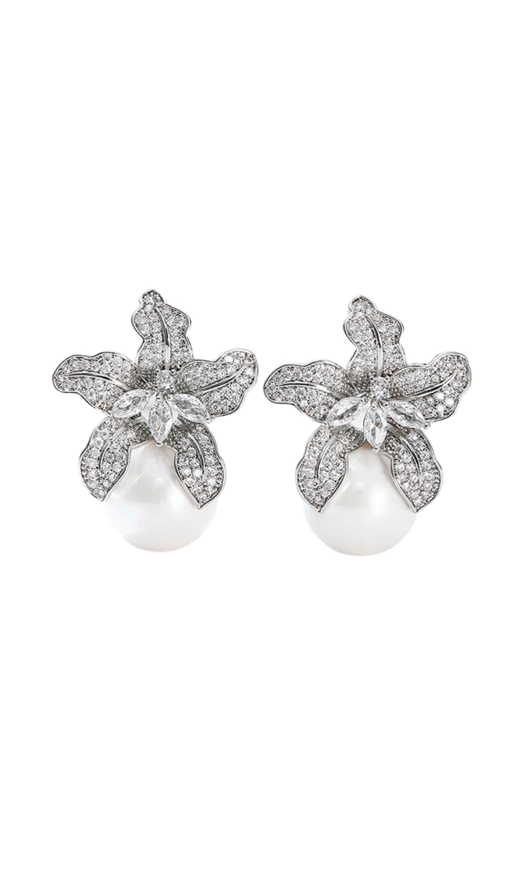 Fashionslee Women Lily Silver Pearl Earrings