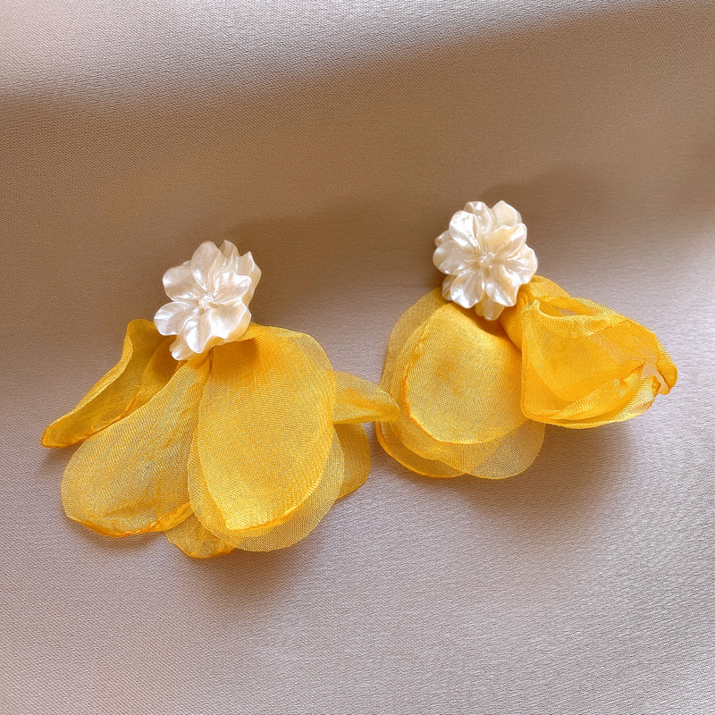fb23fdaf6d6b1fcf5e3eb908b57c9774.jpg Fashionslee Women Dreama Flower Earrings