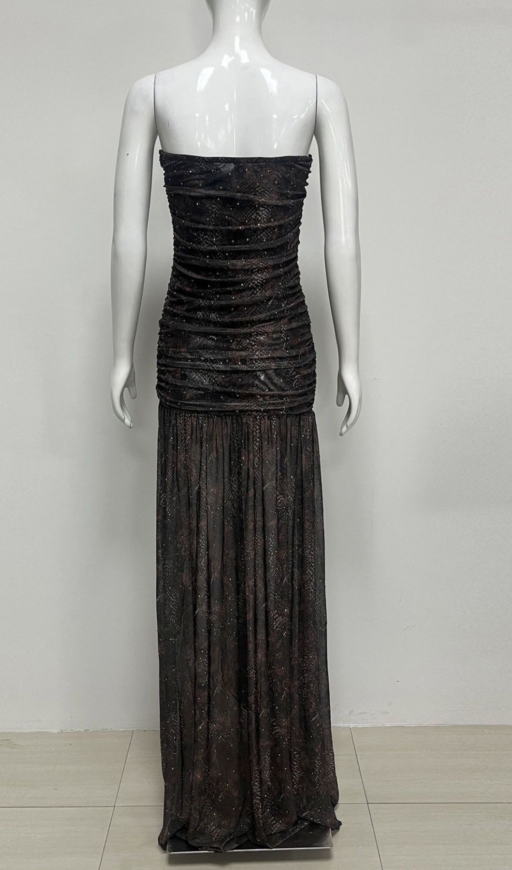 BLACK STRAPLESS RUCHED MAXI DRESS VIRAL - OWNCI BLACK STRAPLESS RUCHED MAXI DRESS VIRAL - OWNCI