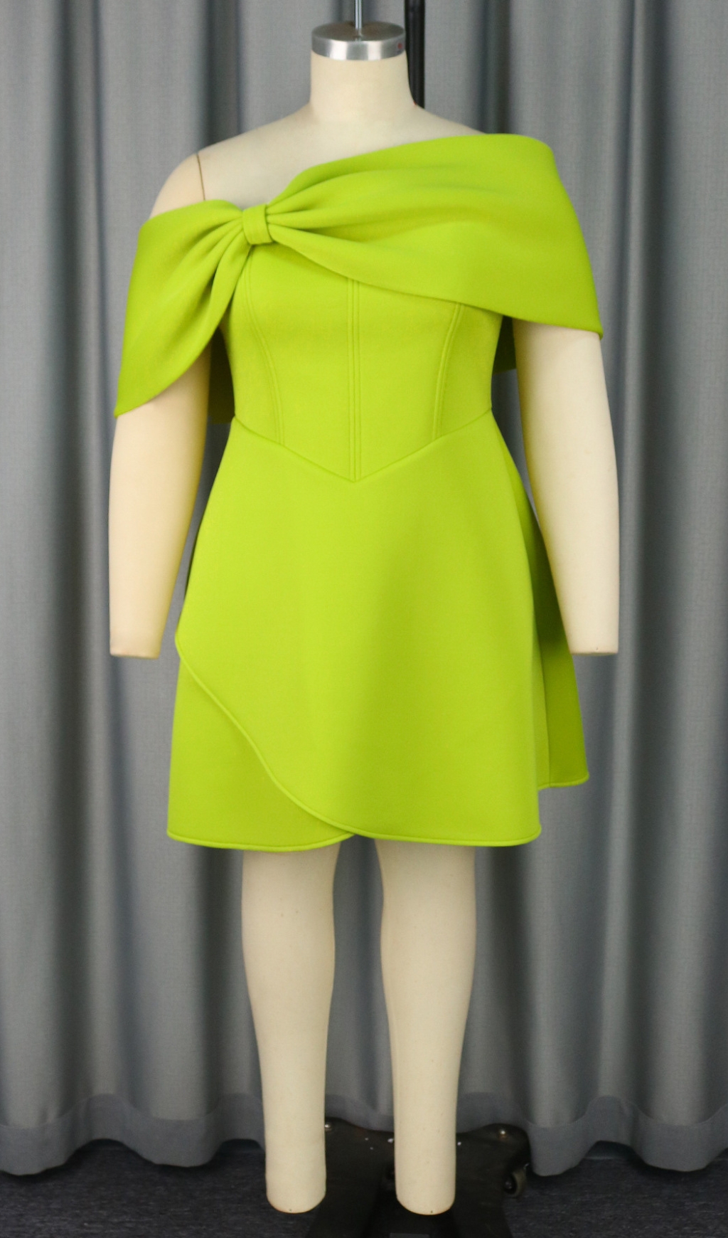 fe6f073fed55628ce77cc8bc7448a3b2.jpg Fashionslee Women Batya Green Bow Corset Mini Dress