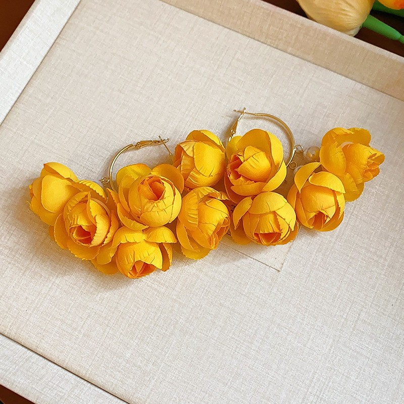 ffe99d6a1a85422d1b6593e5b965b394.jpg Fashionslee Women Ginnifer Flower Earrings