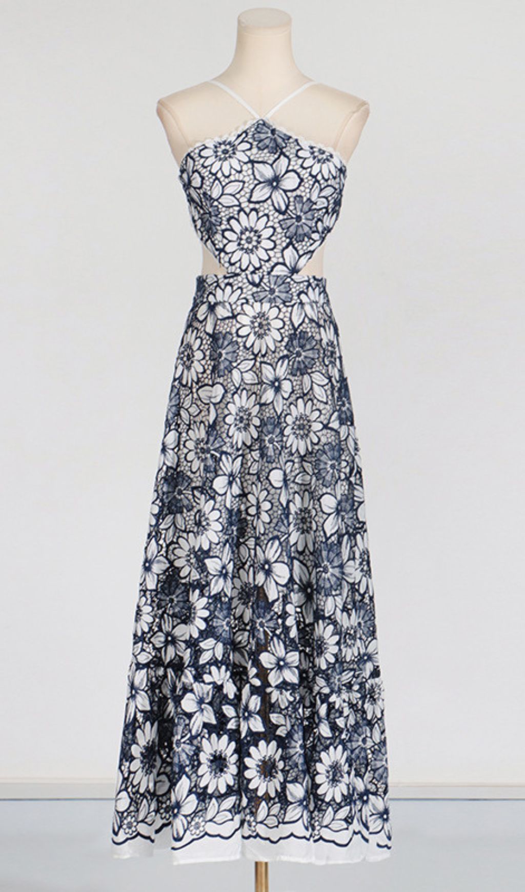 AESTHETIC FLORAL EMBROIDERY MAXI DRESS - OWNCI AESTHETIC FLORAL EMBROIDERY MAXI DRESS - OWNCI