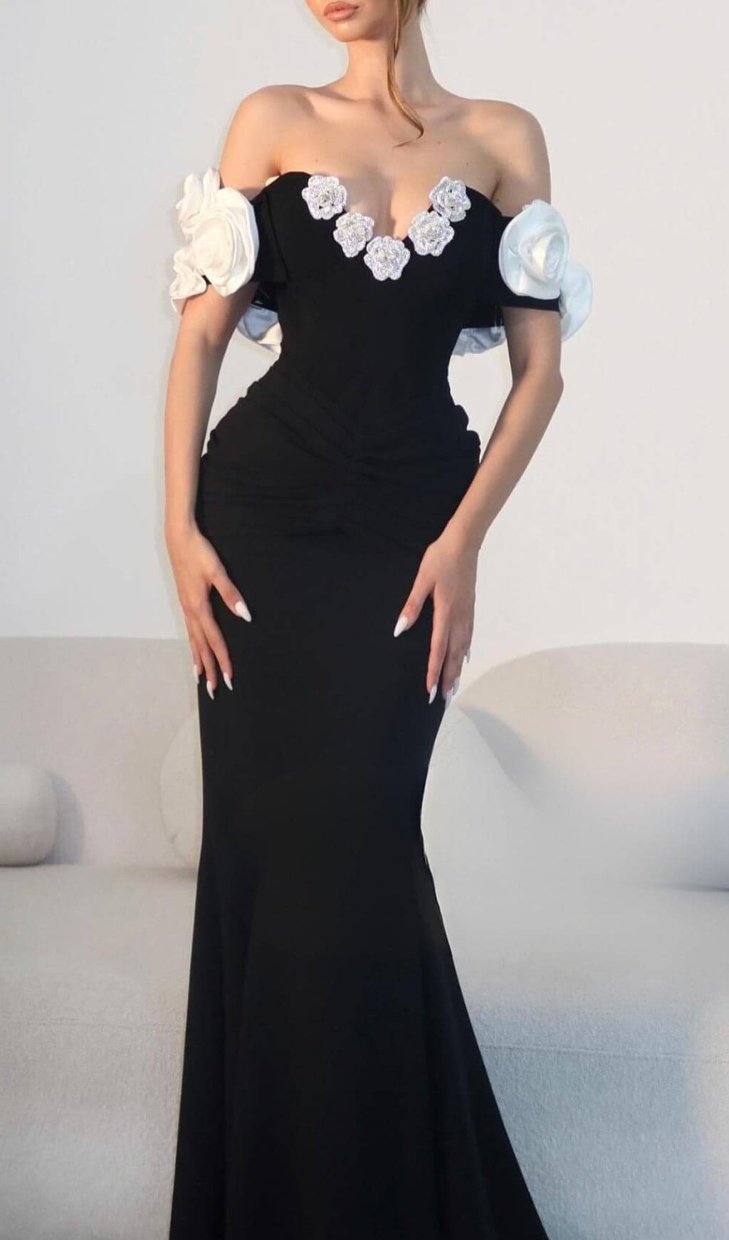 Fashionslee Women Bambi Off-Shoulder Flower Bandage Maxi Dress