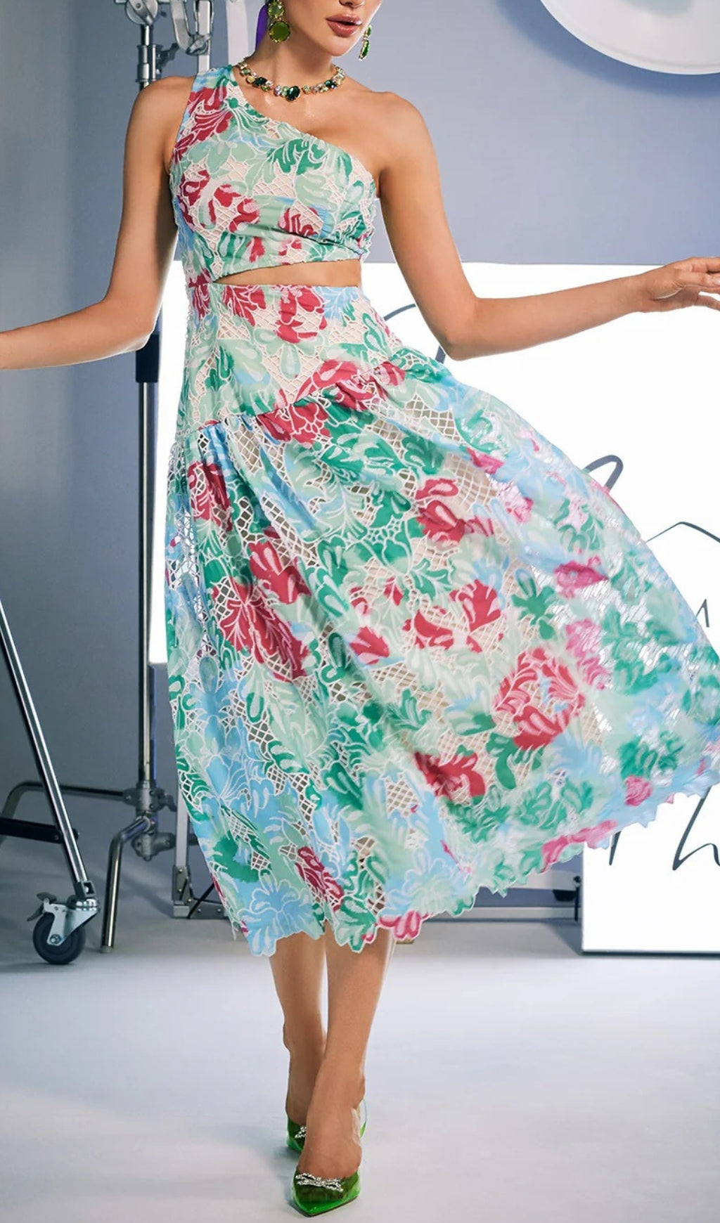 014cbcfc9f0c7d3e5ba60435961bbc59.jpeg Fashionslee Women Azha One Shoulder Print Embroidered Dress