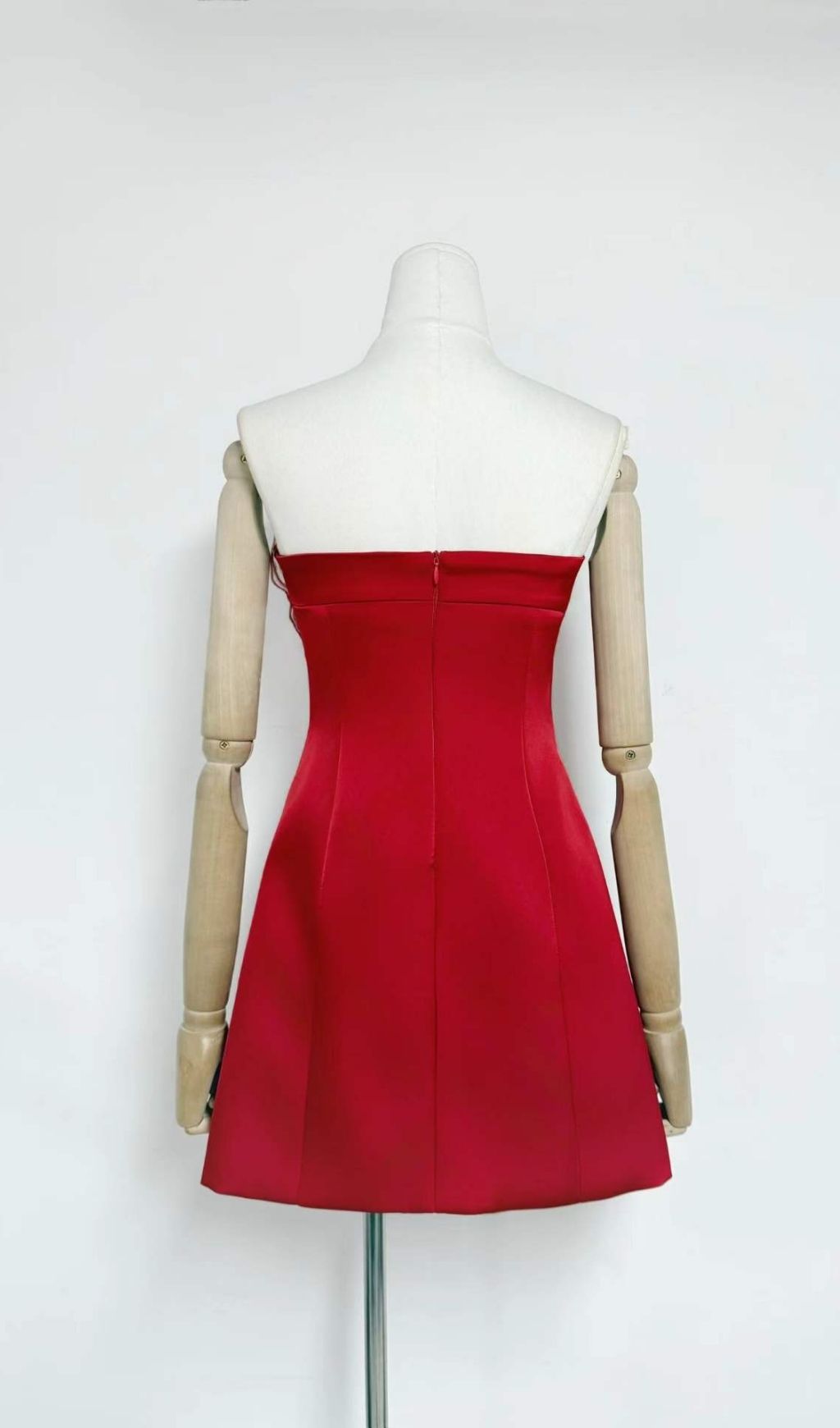 017452b961d866b1f84f888bb1594f42.jpg Fashionslee Women Lailah Red Strapless Flower Mini Dress