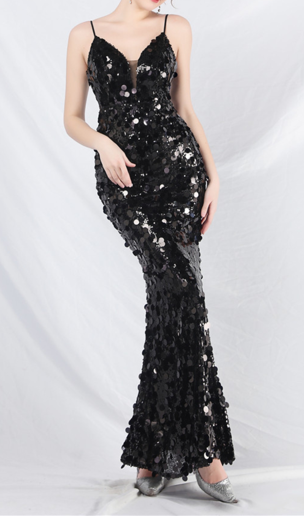 0197db5237c937660ff2ffe27d942810.jpg Fashionslee Women Chole Black Strappy Sequin Maxi Dress