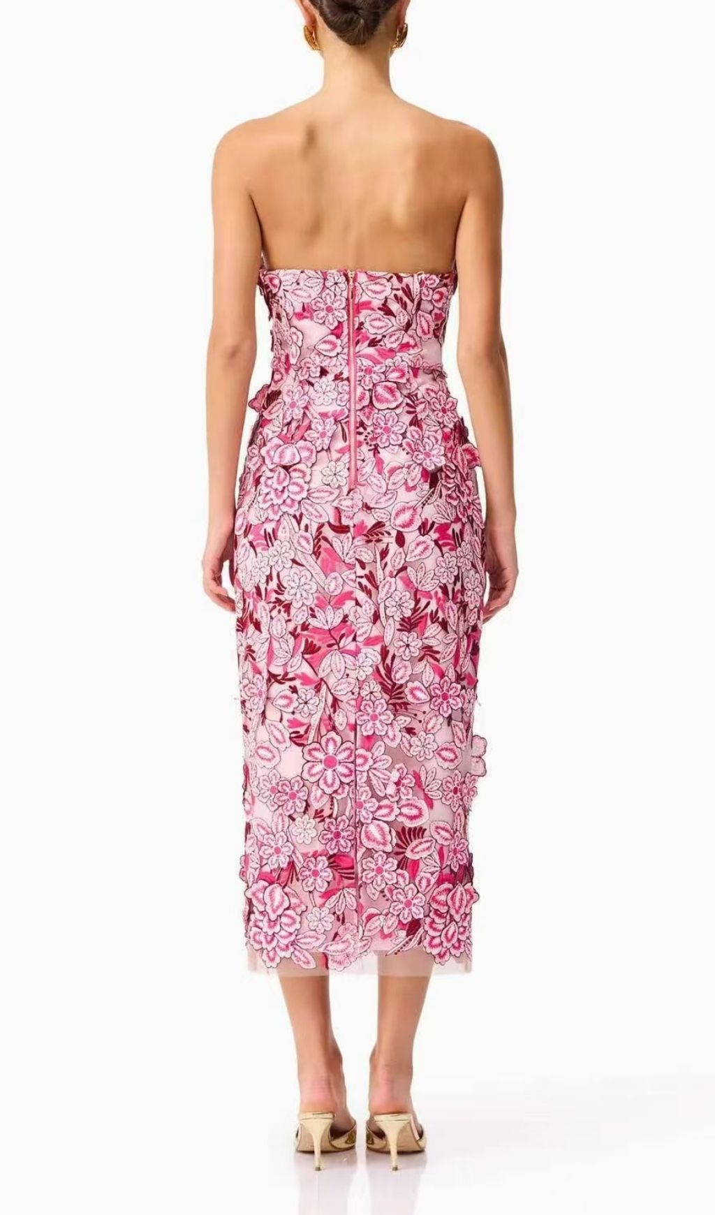 0923bac8525f888705251e75d7c3f1f0.jpg Fashionslee Women Larissa Pink Strapless Flower Embroidery Midi Dress