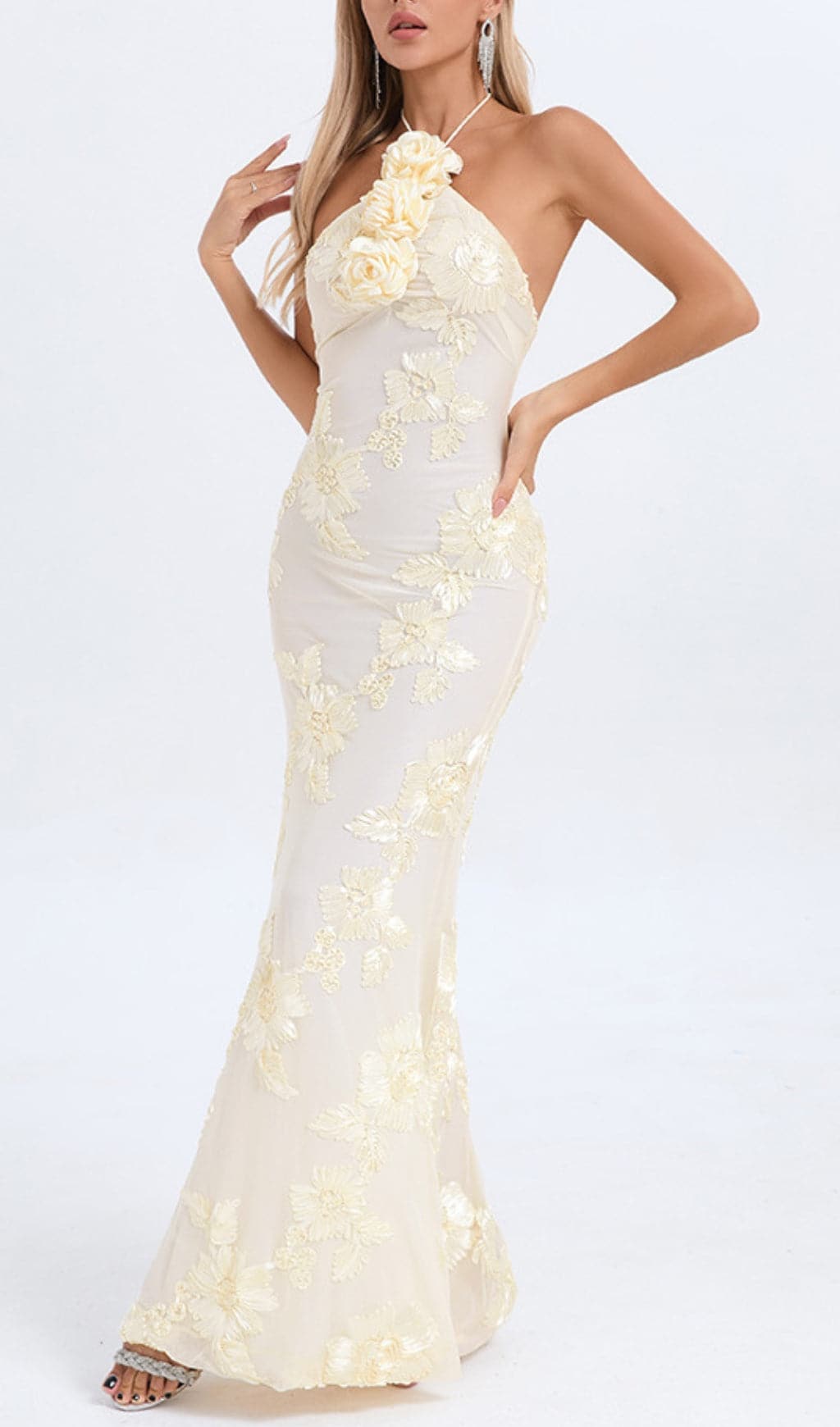 1a97e832737b1dfd920ae859fe071d37.jpeg Fashionslee Women Bambi Ivory Halter Flower Maxi Dress