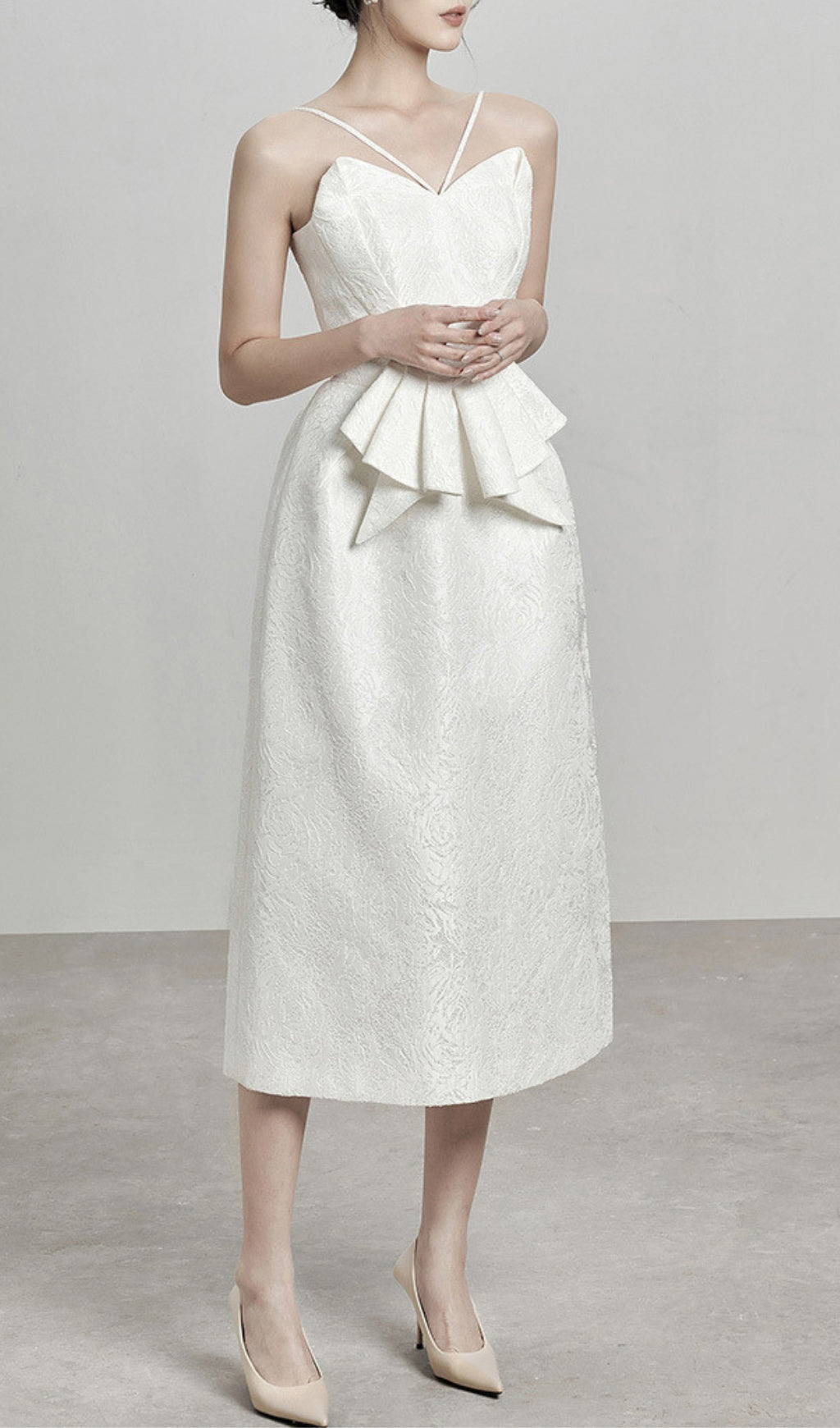 1bdf60a0942df4a4b02c725861c901c8.jpeg Fashionslee Women Arachne White Jacquard Midi Dress