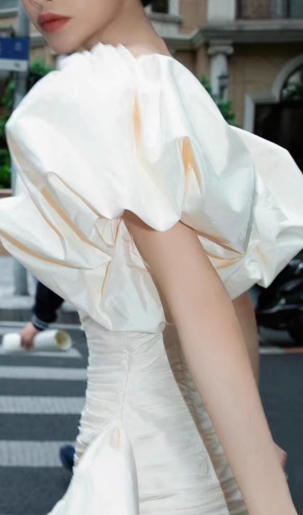 1e3008b5b49768ac896d54d816182f3a.jpg Fashionslee Women Colina White Puff Sleeve Ruched Mini Dress