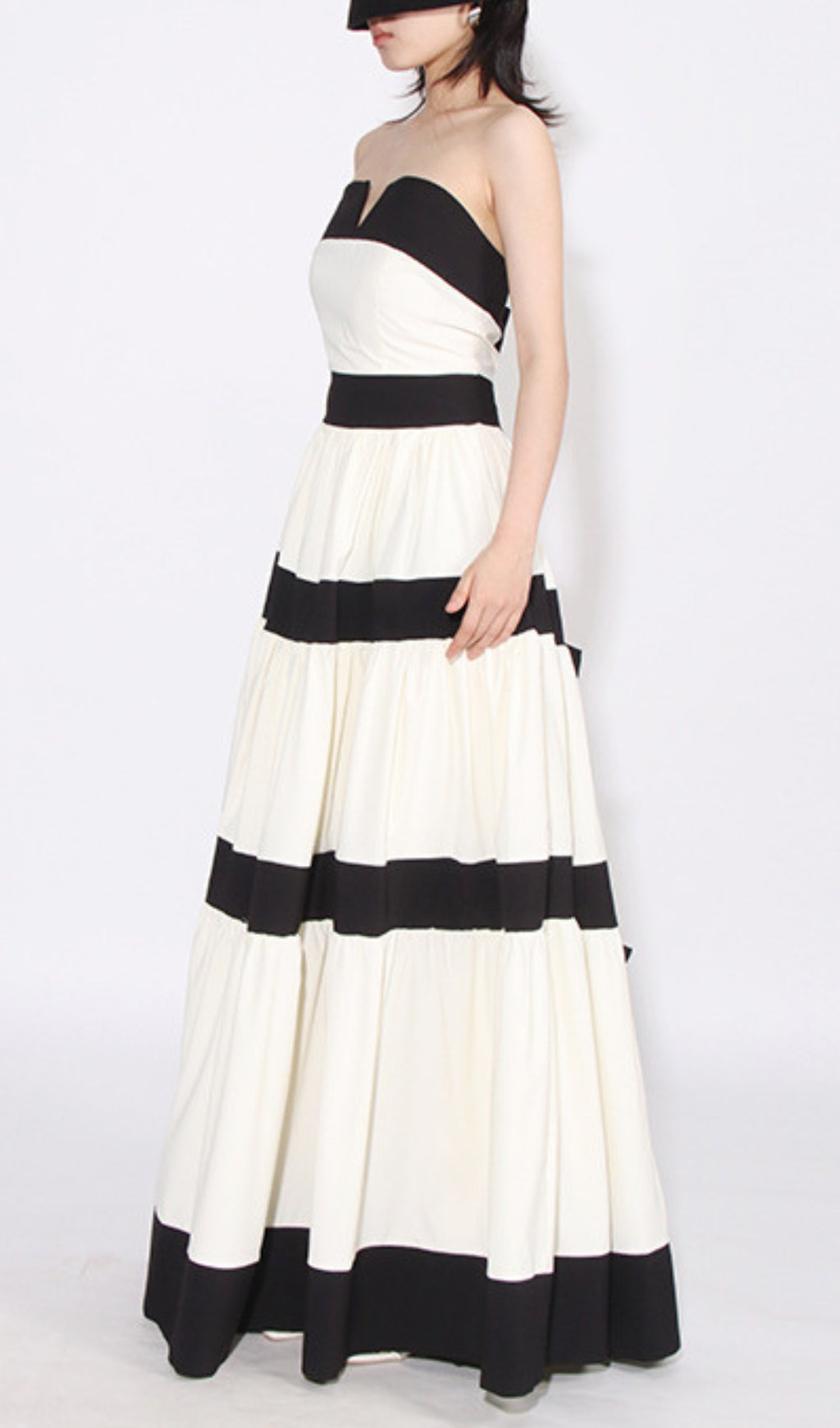 26e1ea57fb512cb80b19e7c11475d026.jpeg Fashionslee Women Archana Strapless Bow Maxi Dress