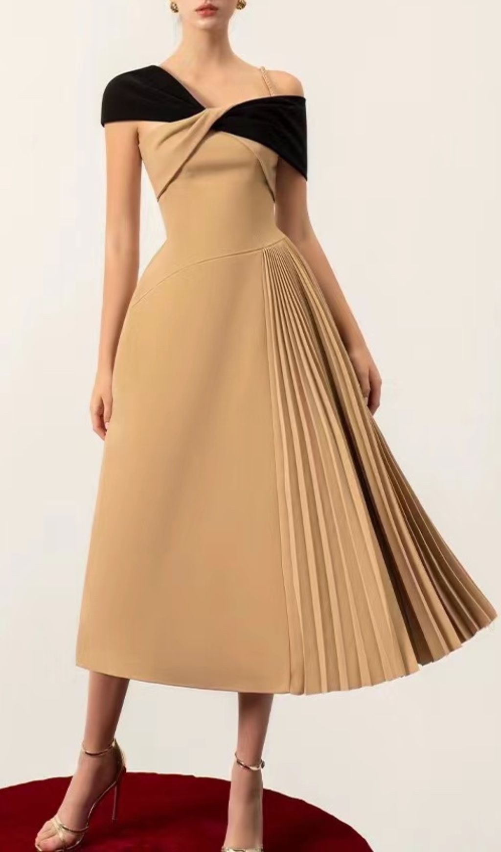 278ccadb134f9ad6cd6e216644e1f696.jpg Fashionslee Women Ariuna Cross Shoulder Midi Dress