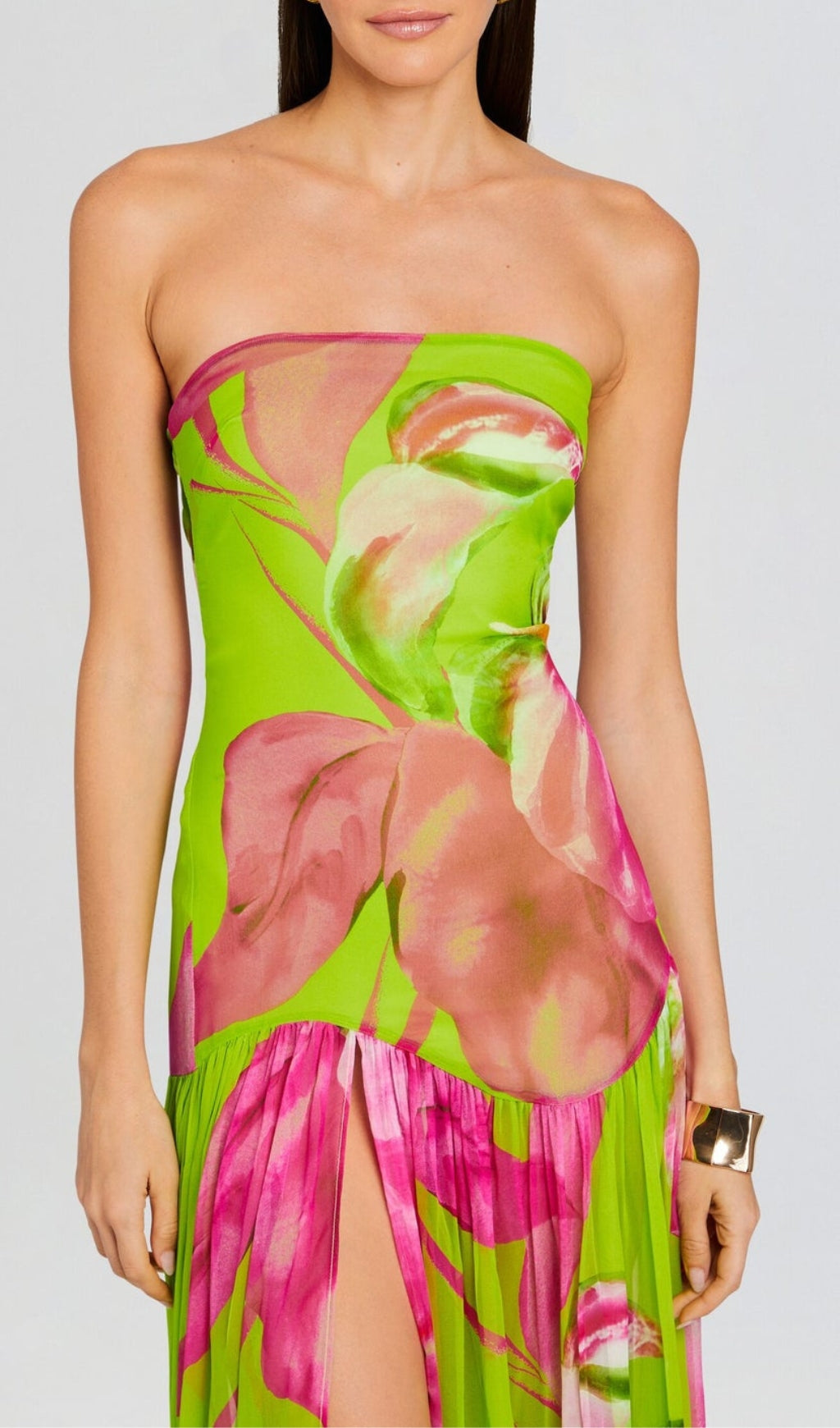 29b15e14d99ecab1ab85aeebe57e469e.jpeg Fashionslee Women Arava Green Printed Slit Maxi Dress