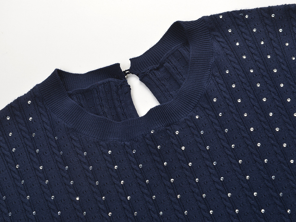 2c88c48b83d287805b3308d4f243205d.jpg Fashionslee Women Round Neck Rhinestone Sweater