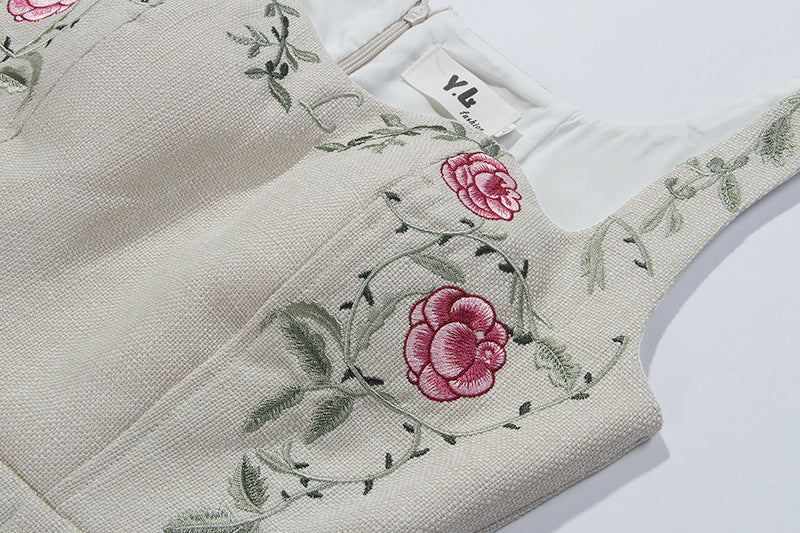 3d449b759088dcebe451c0b1956ba416.jpeg Fashionslee Women Alessandria Machine Embroidery Strap Hip Midi Dress