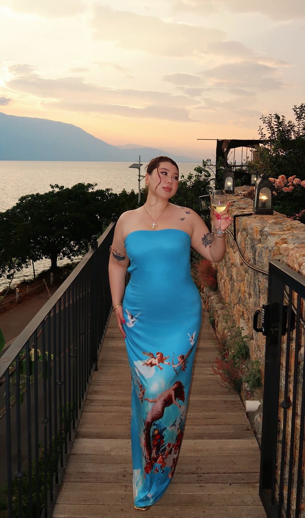 4142fd34a2493b2a761f74f9ffa64ef3.jpg Fashionslee Women Lacie Blue Strapless Printed Plus Size Maxi Dress