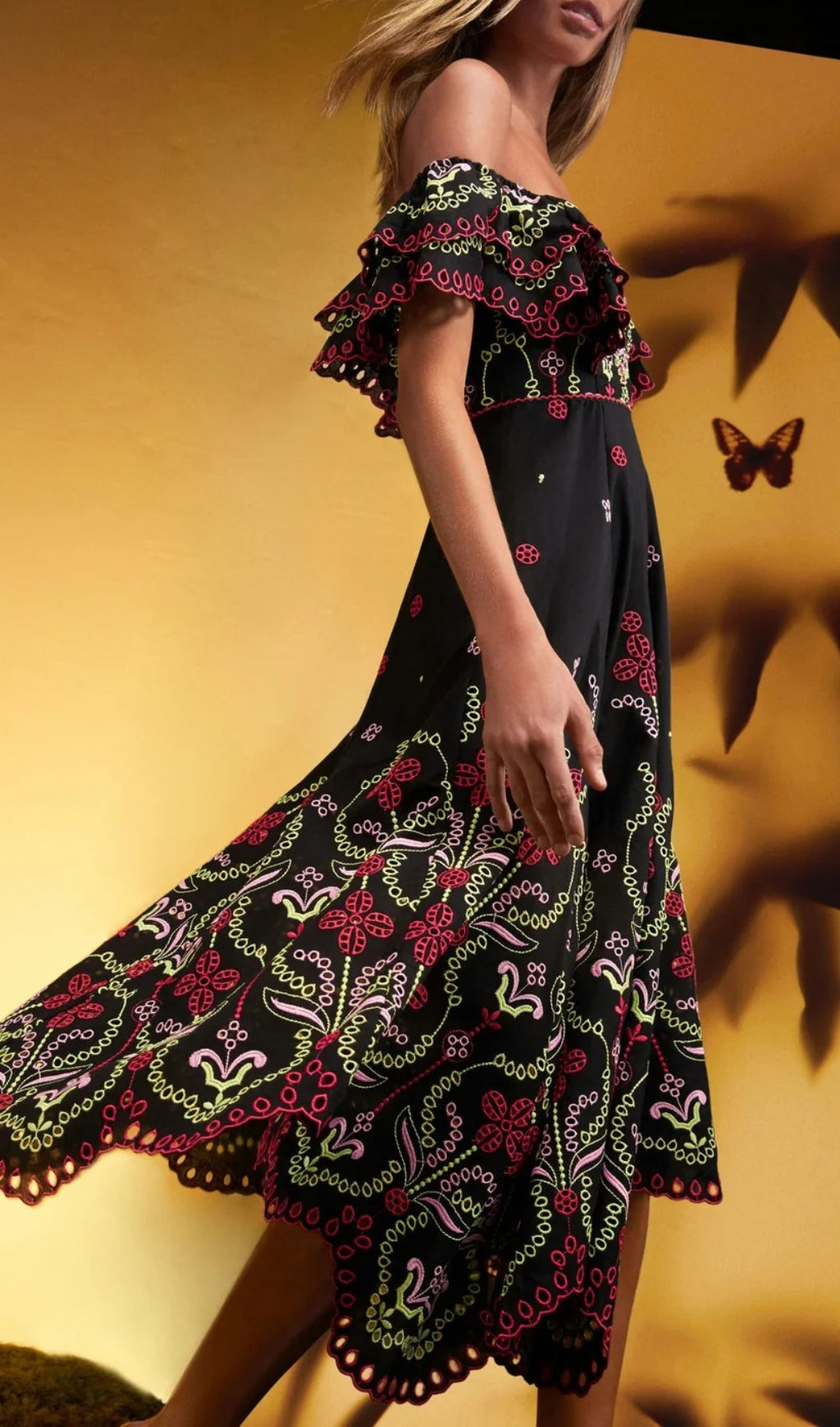 4f319cb6fbbbd43f1677c6300b69f264.jpeg Fashionslee Women Bonnie Embroidery Ruffle Midi Dress