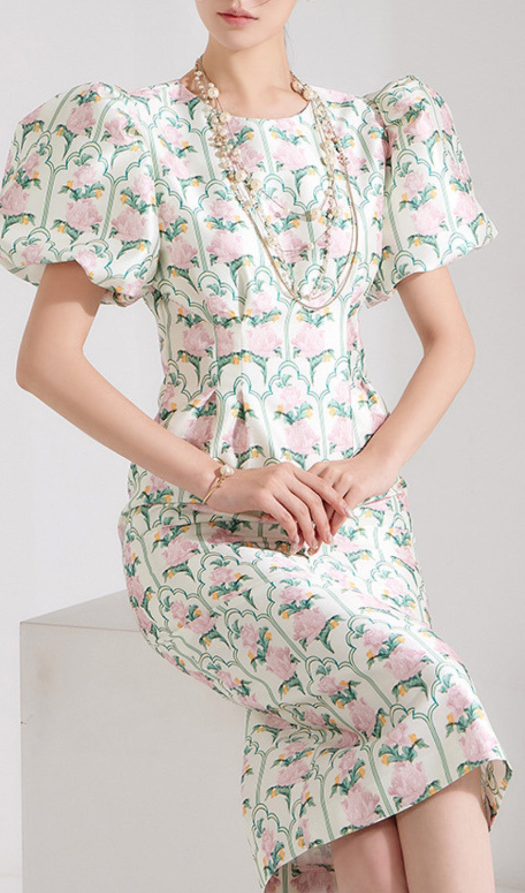 Fashionslee Women Annemieke Puff-Sleeve Floral Dress