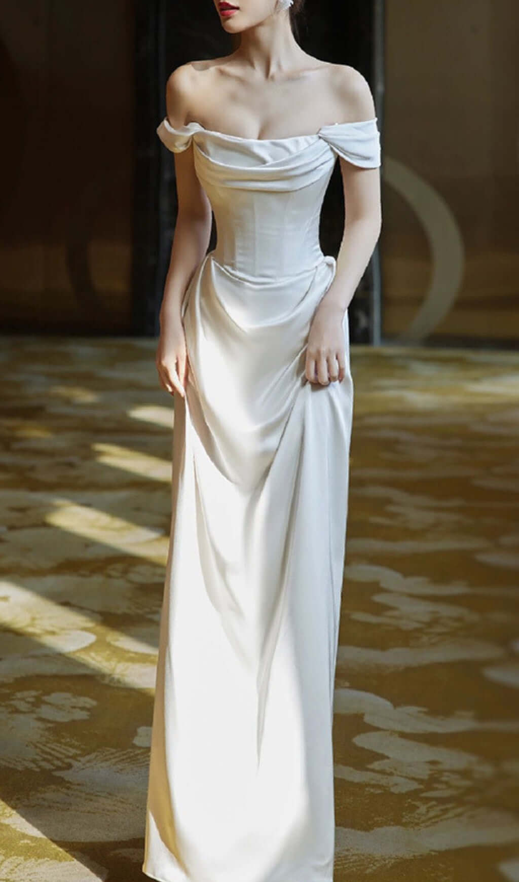 Fashionslee Women Avishag Satin Corset Wedding Dress