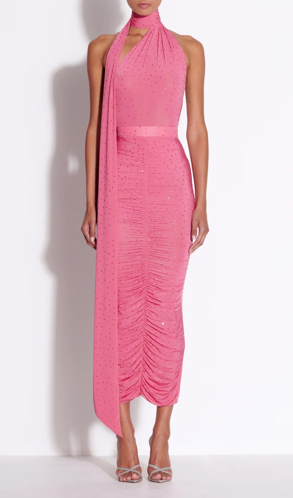 5900bd3c181e8f138e6bb1cbad3dbc4f.jpeg Fashionslee Women Berit Pink Halter Diamond Skirt Set