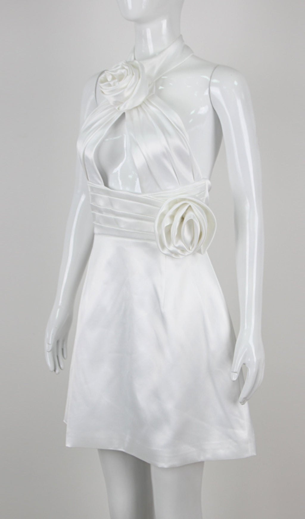 632c963b18852079bed097f24456c2dc.jpeg Fashionslee Women Akbar White Halter Flower Dress