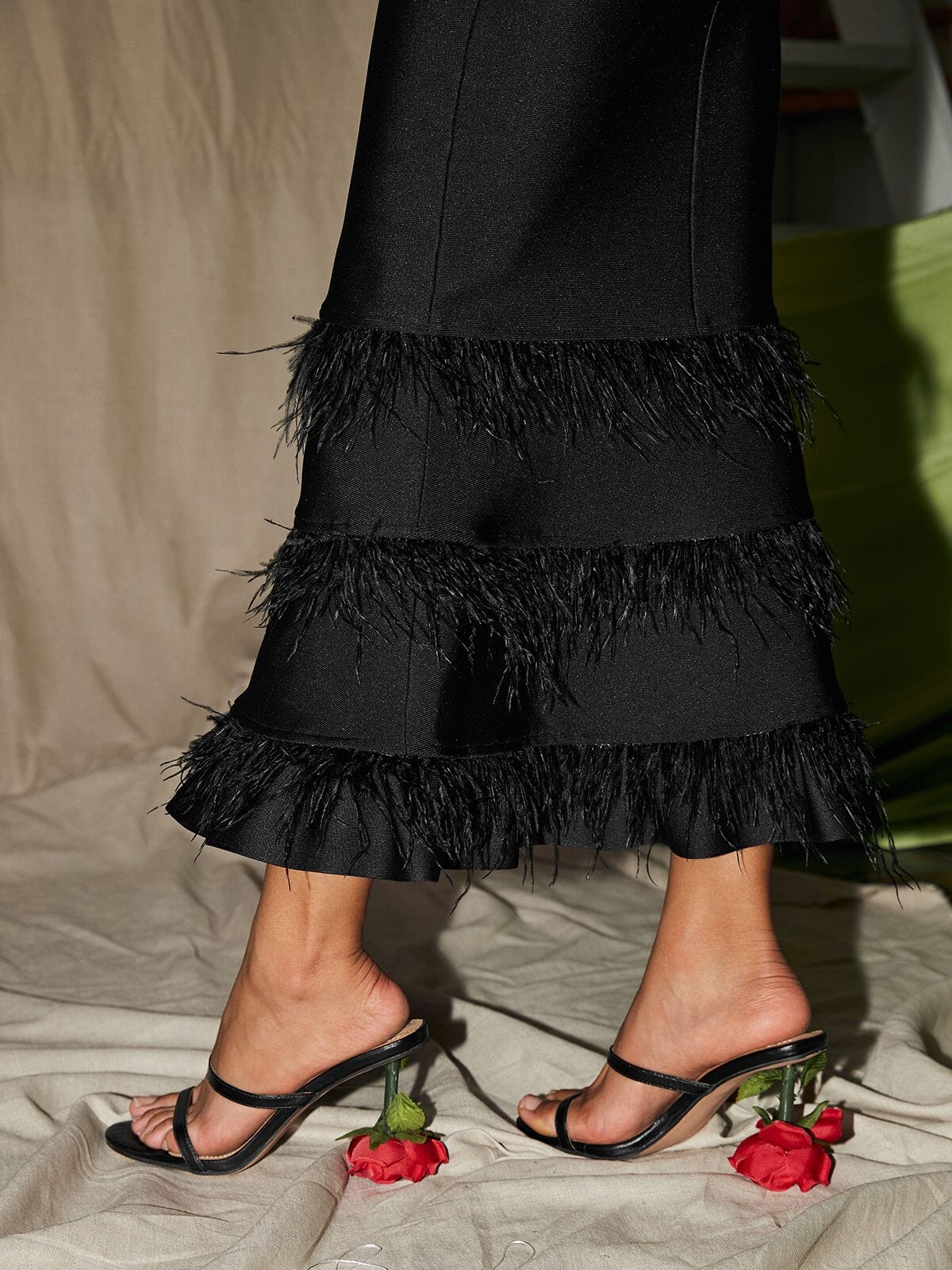 67ff8483ddacfe5a606f2c1da2cc435b.jpeg Fashionslee Women Rose Heels In Black
