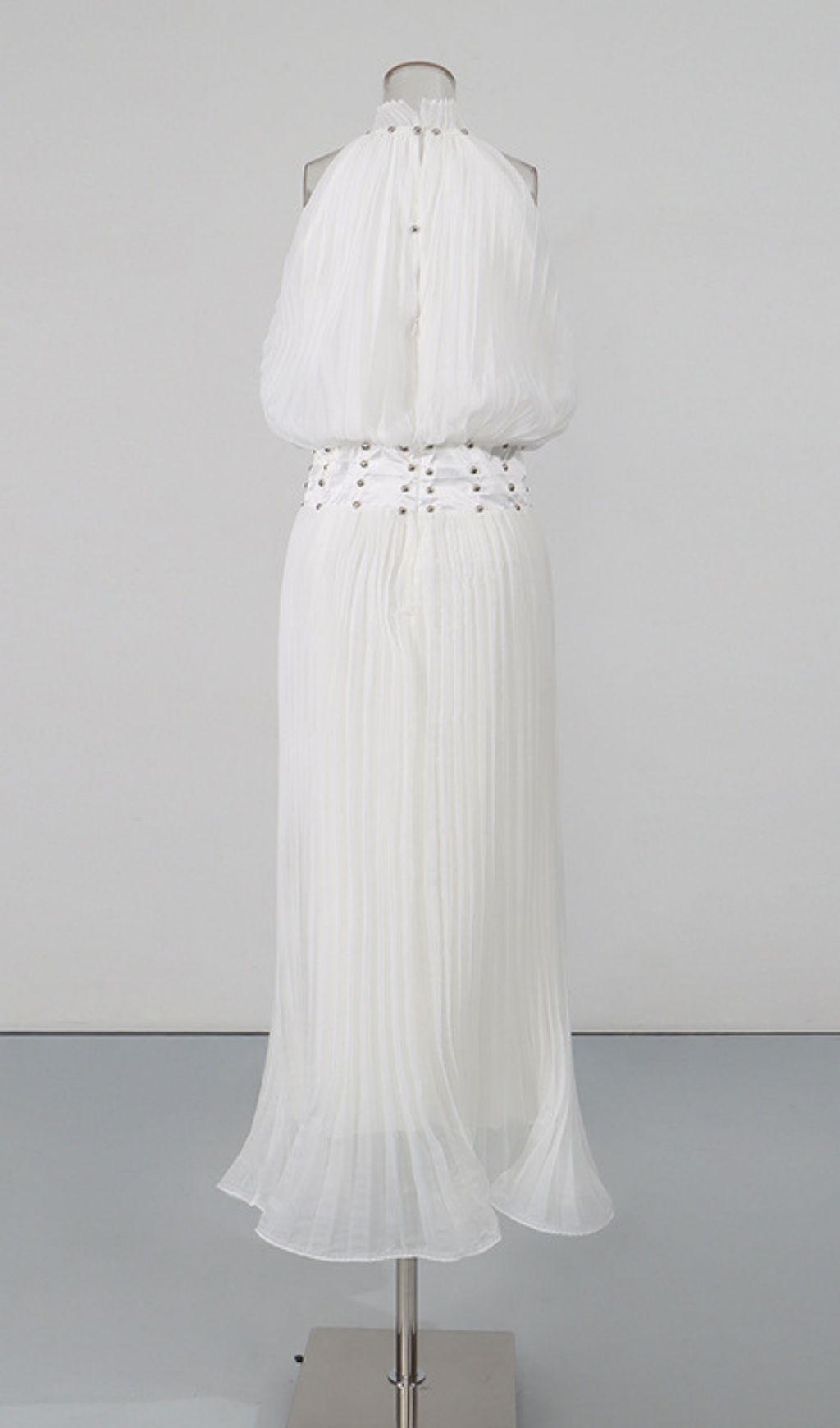 Fashionslee Women Brithoran Sleeveless Pleated Maxi Dress