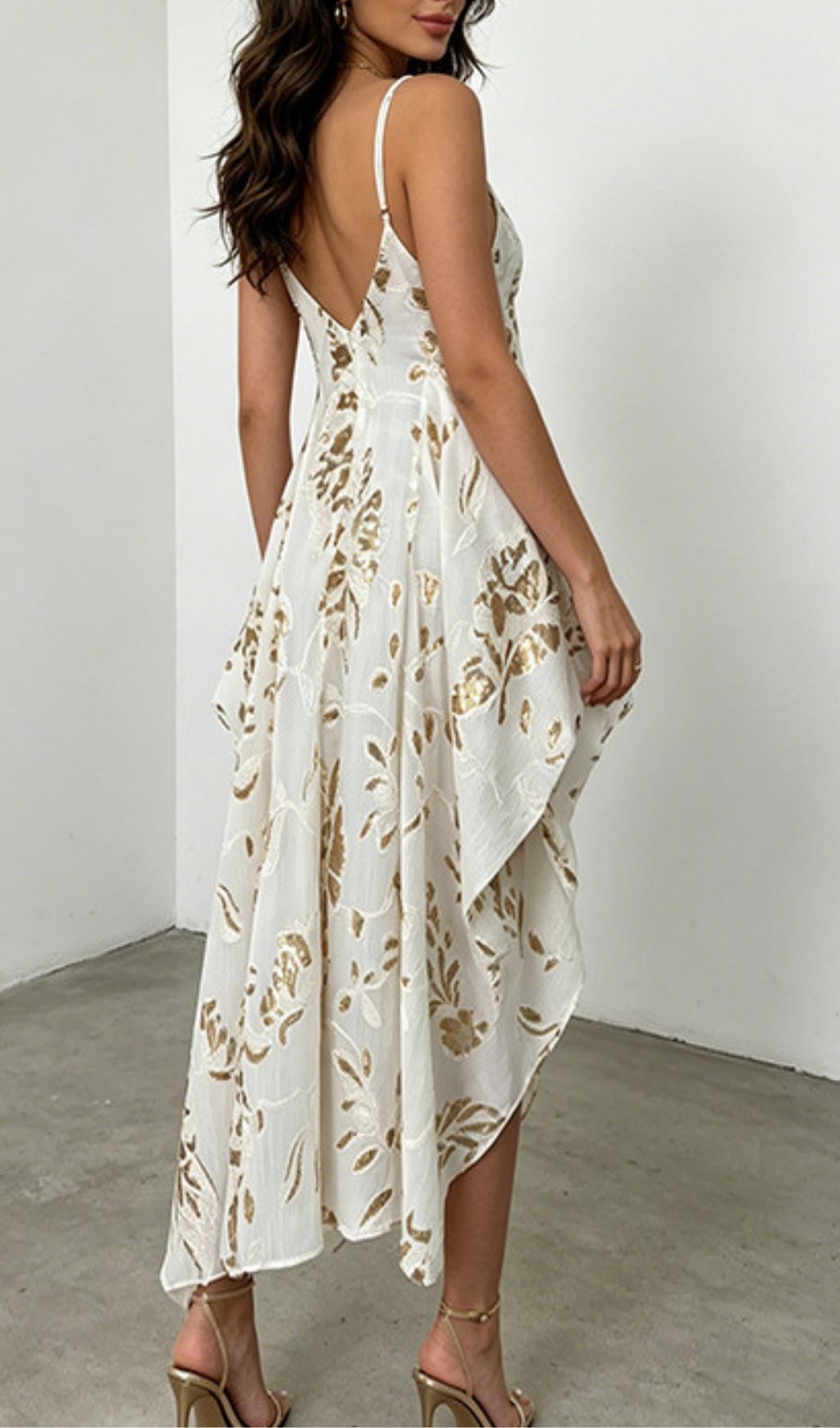 Fashionslee Women Lauren Strappy V-Neck Printed Maxi Dress