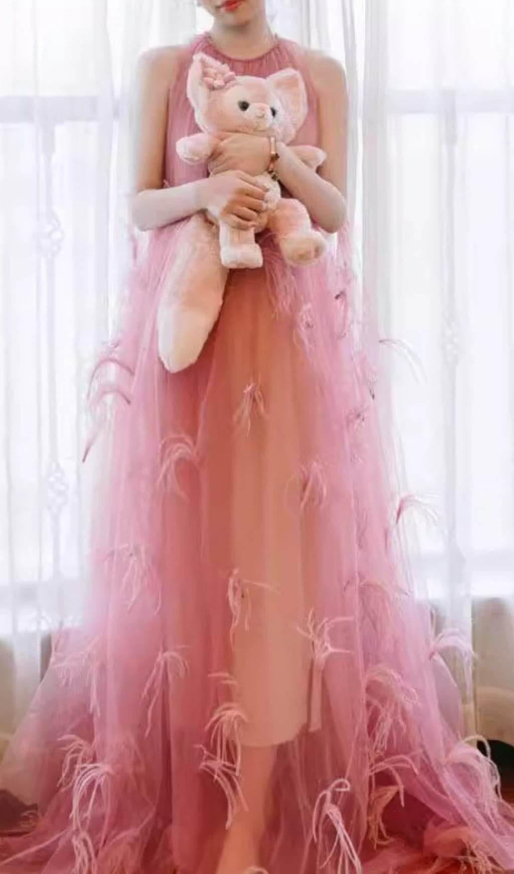 7b6fb93027db6d6a725fe964873ad5bf.jpeg Fashionslee Women Bathsheba Feather Mesh Maxi Dress