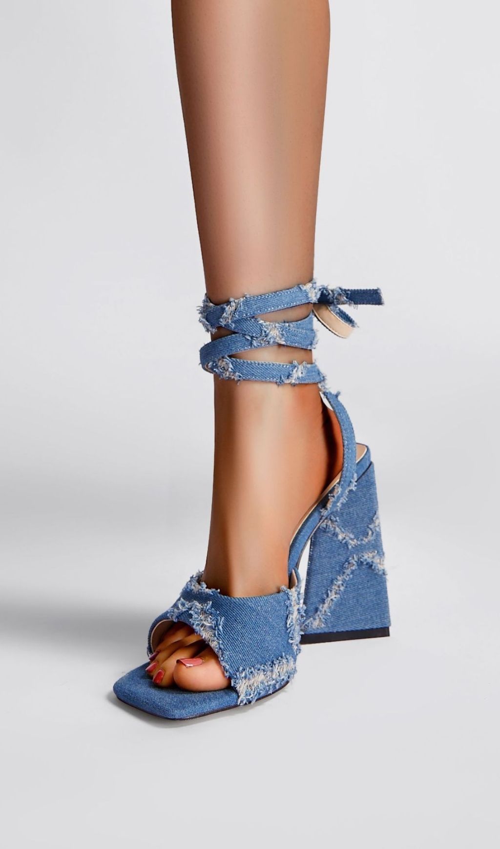 7fa39e551360d83ebbc9ff968b9e3a65.jpg Fashionslee Women Kyree Denim Heels