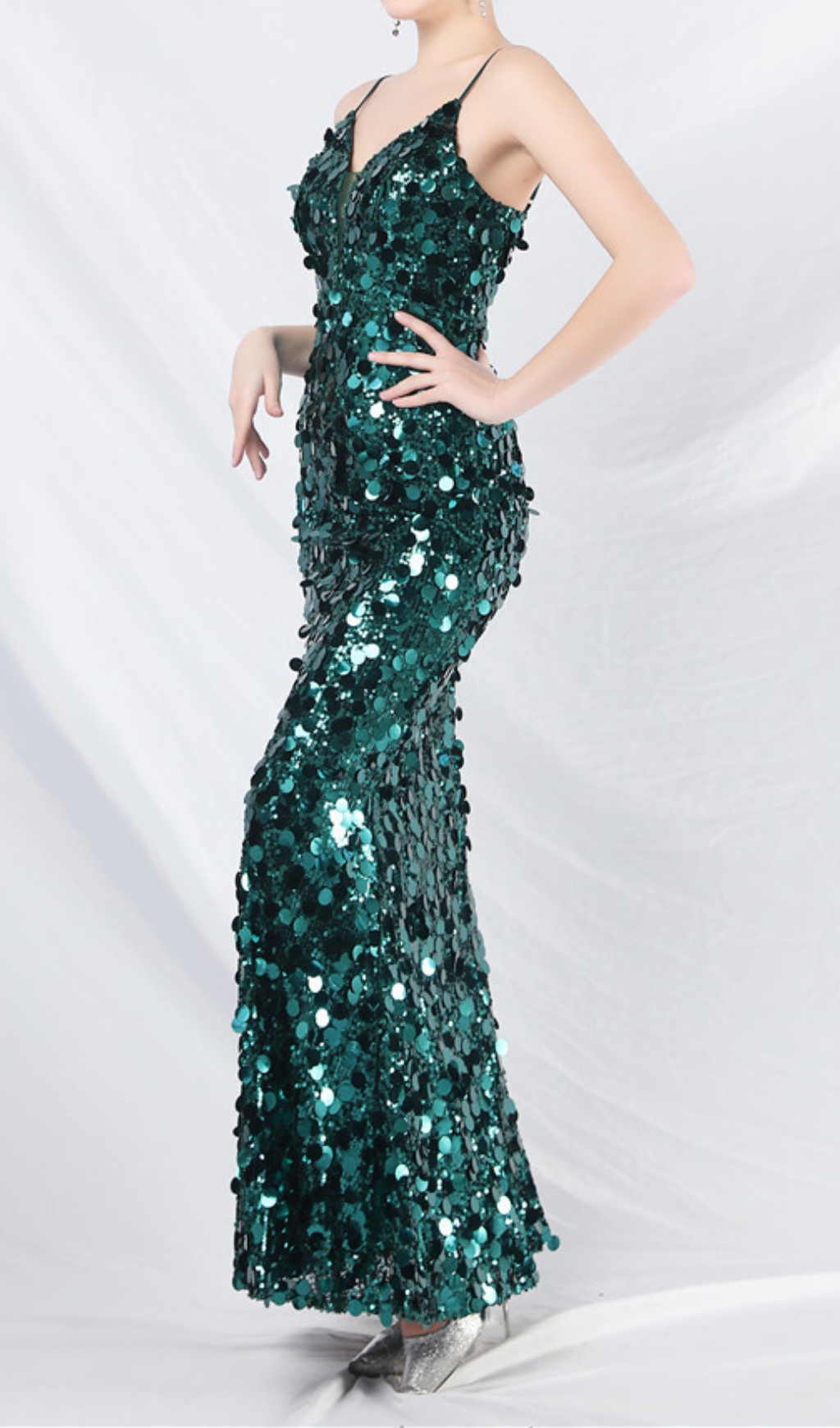 8b4844371ef52ce9e2a2ea35f5bc2bd0.jpg Fashionslee Women Chole Green Strappy Sequin Maxi Dress