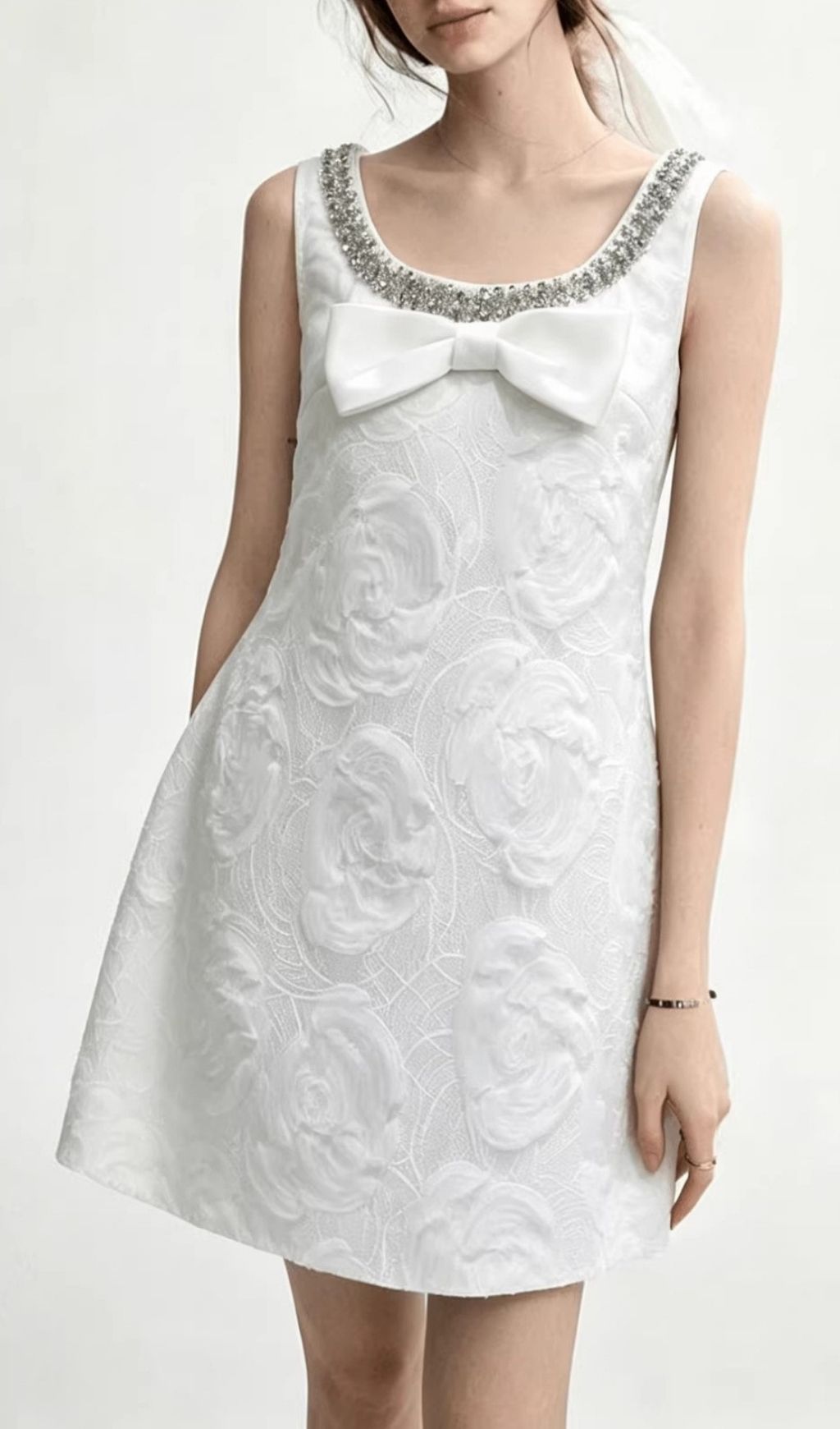 907d8541aa5c49d201f39800c9784218.jpg Fashionslee Women Leanna White Flower Mini Dress