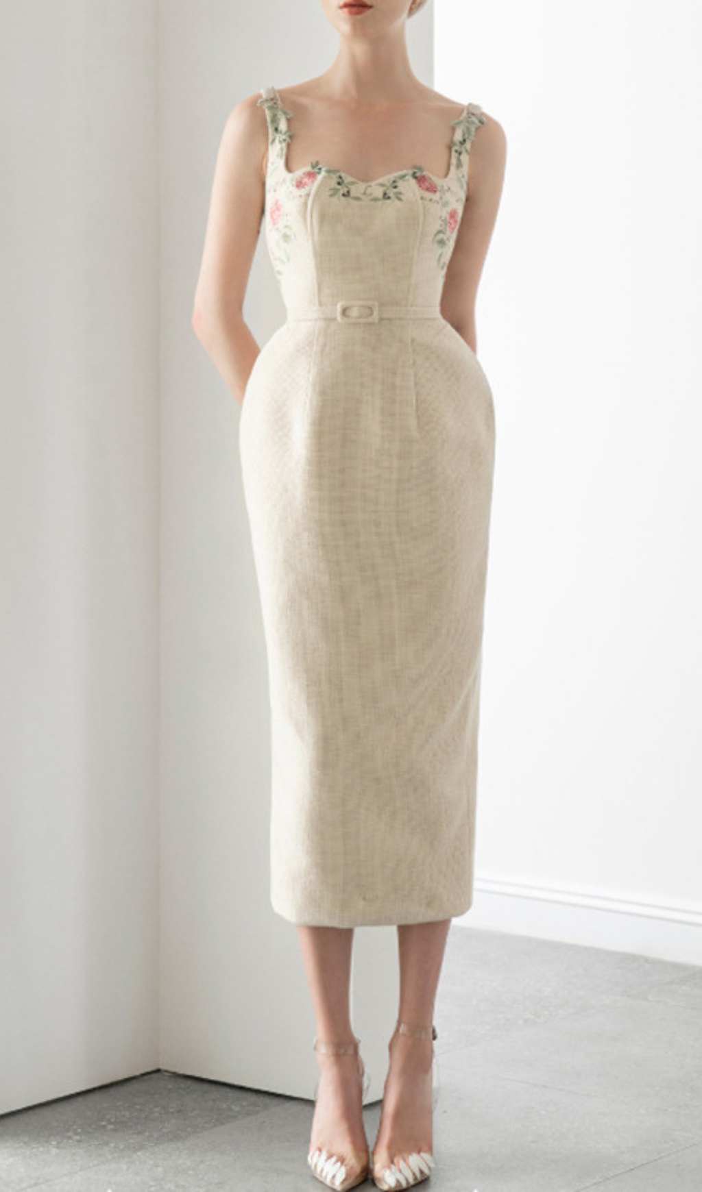 984db3fe07a52703cee36a47d1c1ae22.png Fashionslee Women Alessandria Machine Embroidery Strap Hip Midi Dress