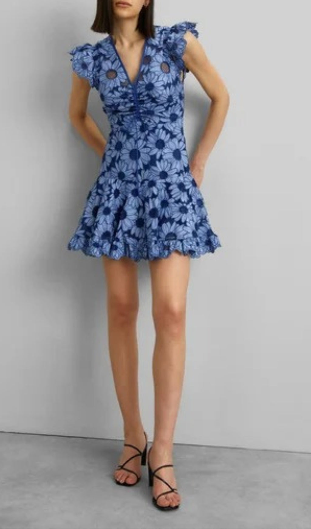 a0c2cfc96bfad3cd77196b758f8387dd.jpeg Fashionslee Women Annis Flower Printed Mini Dress