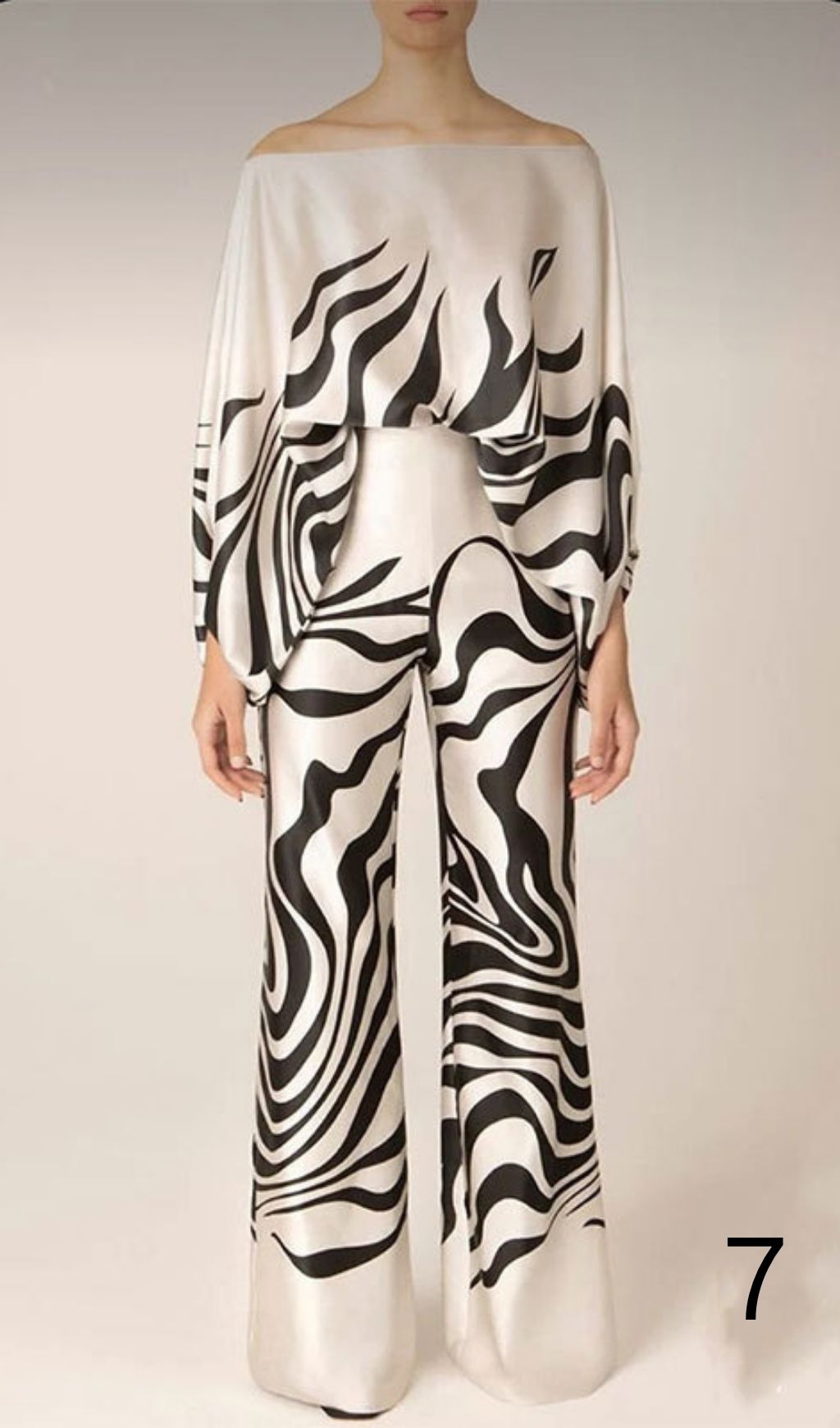 LAWAHIZ PRINTED TWO-PIECE SET FOR WEDDING - OWNCI LAWAHIZ PRINTED TWO-PIECE SET FOR WEDDING - OWNCI