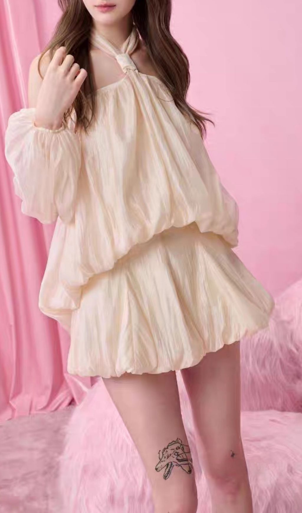 bb532d16e235545babf465424ff300e5.jpg Fashionslee Women Kuniye Apricot Halter Mini Dress