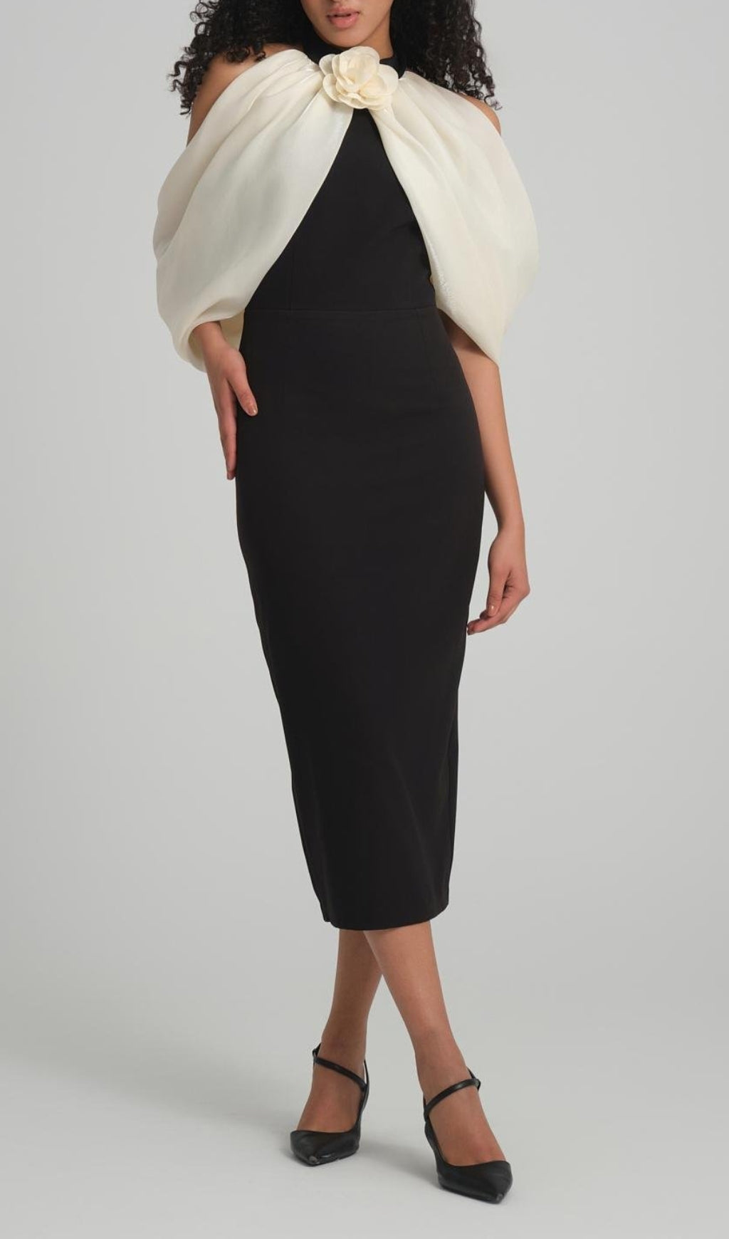 Fashionslee Women Bess Black Off-Shoulder Flower Midi Dress