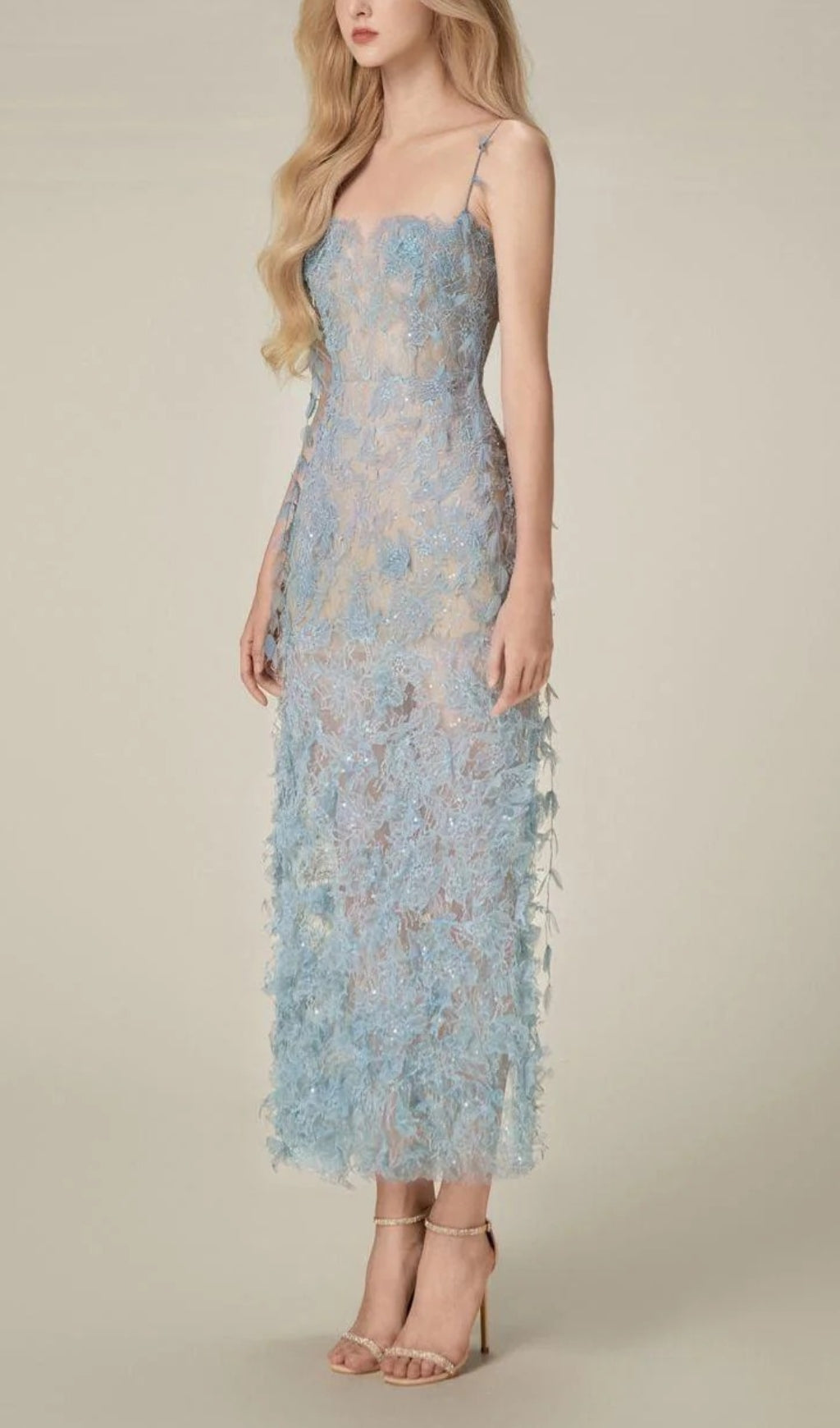 bced4c7062d1e72a5d1e878feb661801.jpeg Fashionslee Women Argo Blue Bead Lace Pencil Dress