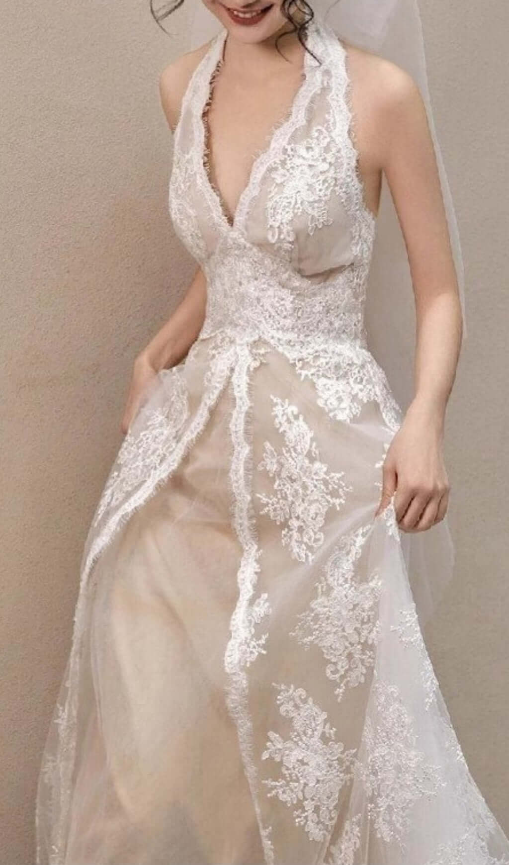 Fashionslee Women Aviella Halter Lace Wedding Dress