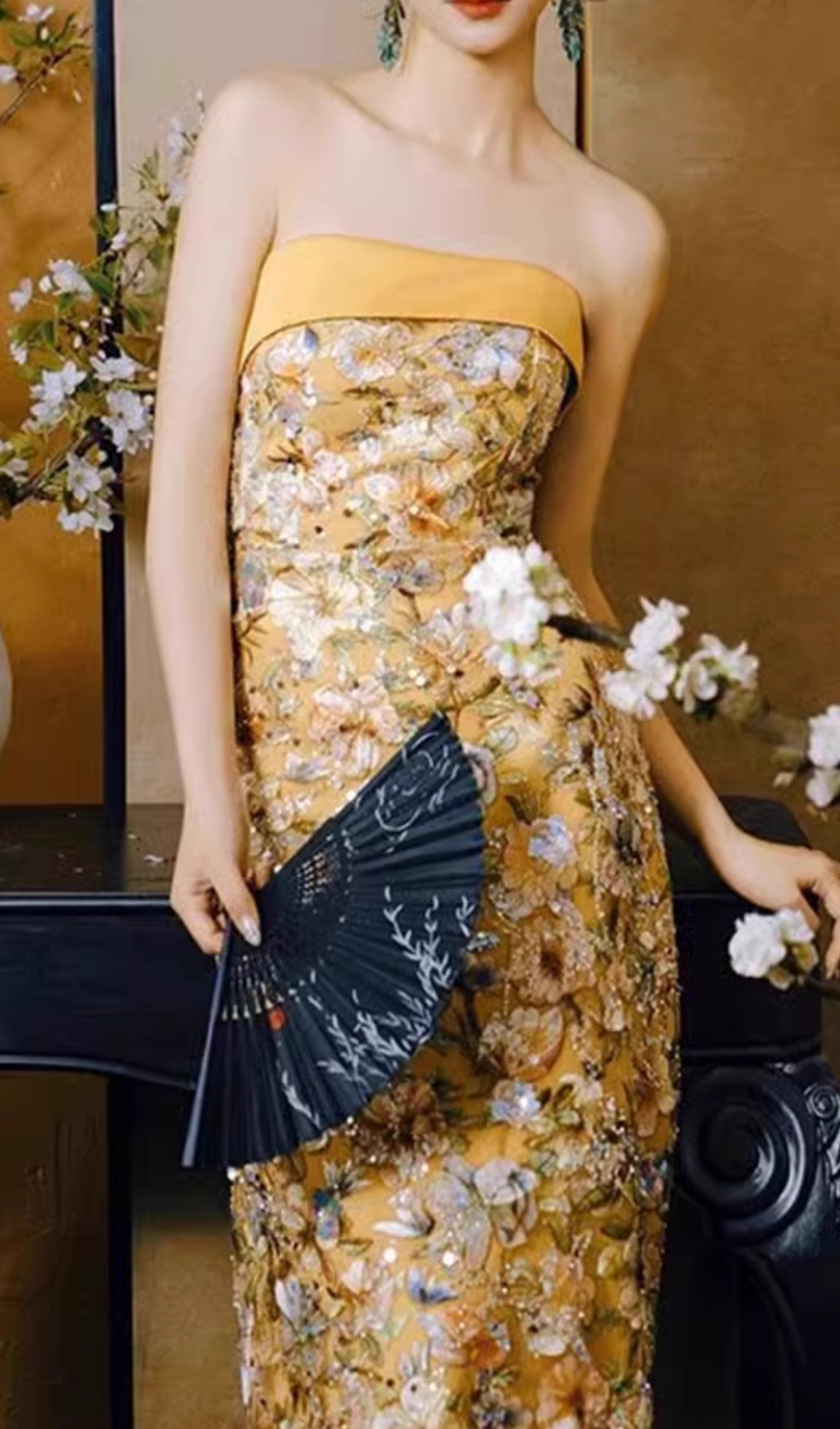 Fashionslee Women Colista Yellow Flower Embroidery Maxi Dress