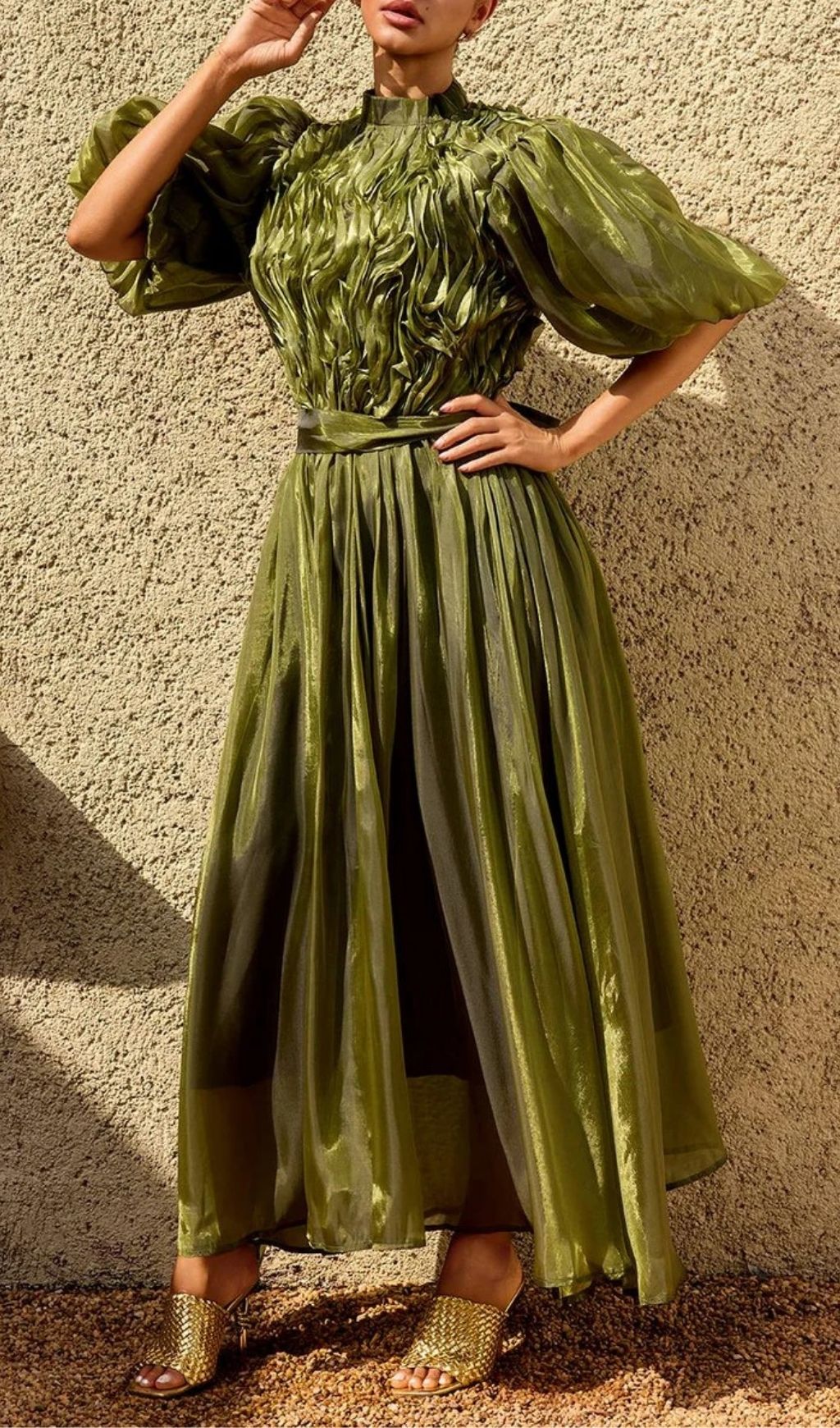 c4c789efad22cd18fac38cfb7312e218.jpg Fashionslee Women Zylarion Puff Sleeve Ruffle Maxi Dress