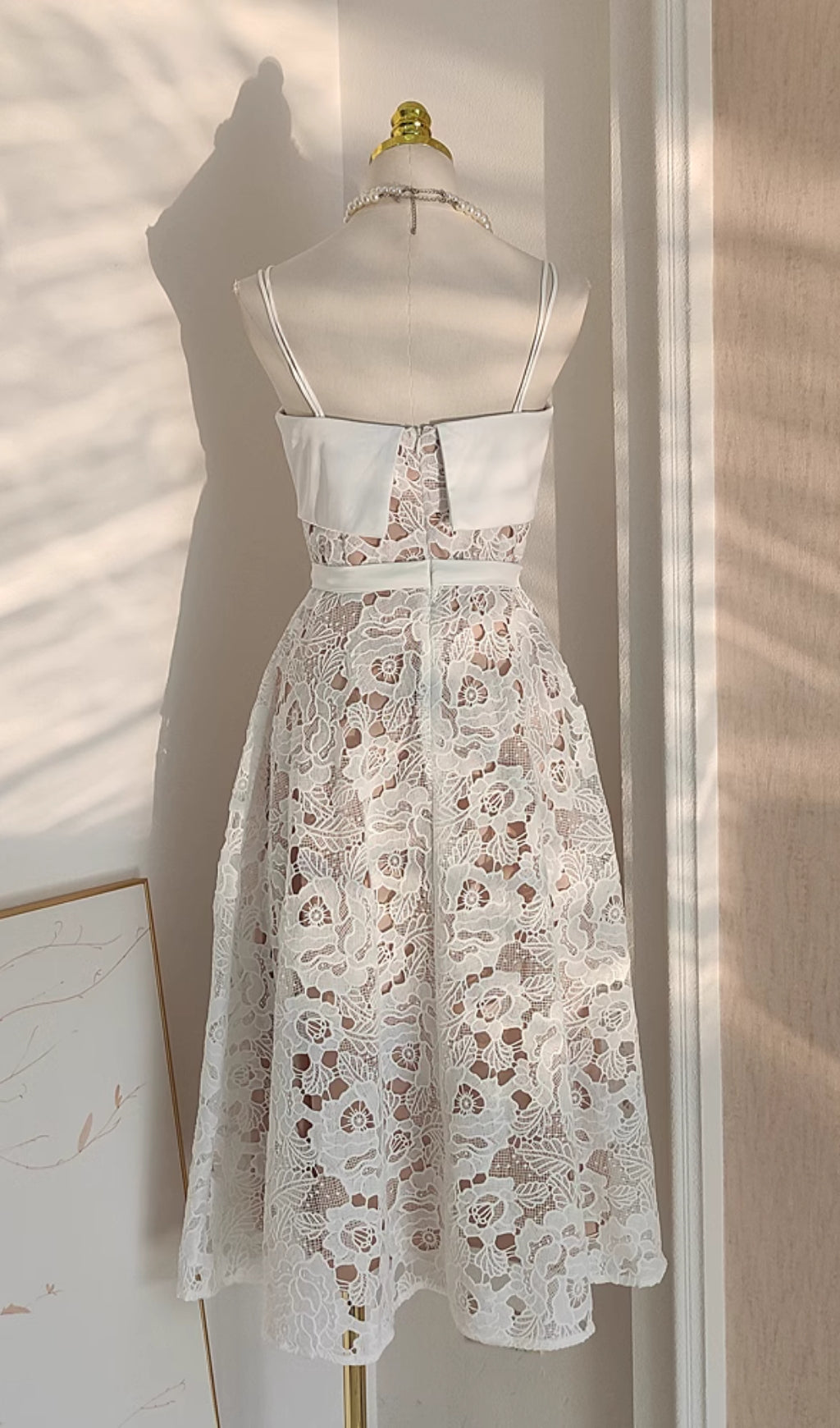 cbfe8eabcb7d955406e410490aef7525.jpeg Fashionslee Women Ainara Embroidery Midi Dress
