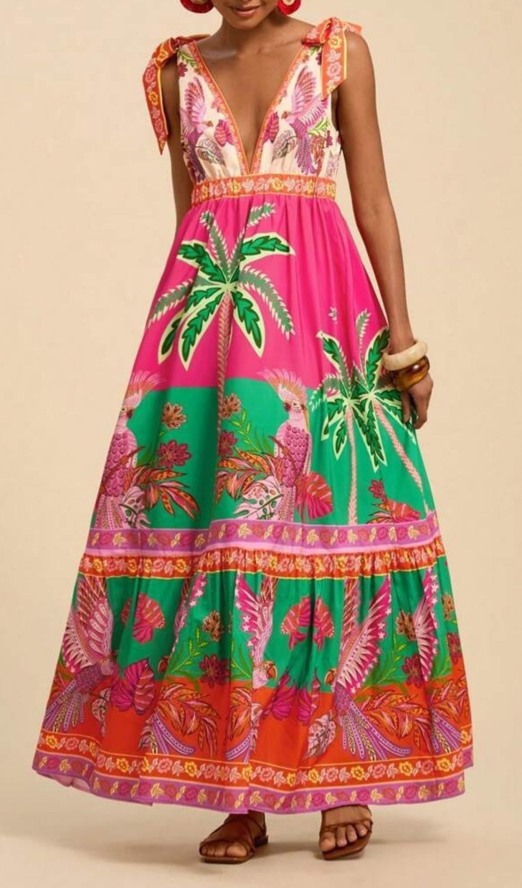 d15723f35f62736bdb71bb1196ae9212.jpg Fashionslee Women Laken Printed V-Neck Maxi Dress