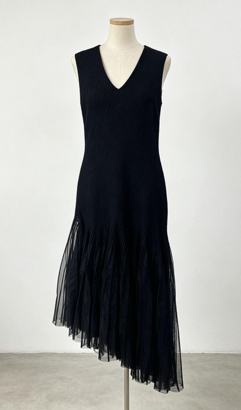 LAURA SLEEVELESS V-NECK MESH MIDI DRESS, COCKTAIL PARTY - OWNCI LAURA SLEEVELESS V-NECK MESH MIDI DRESS, COCKTAIL PARTY - OWNCI