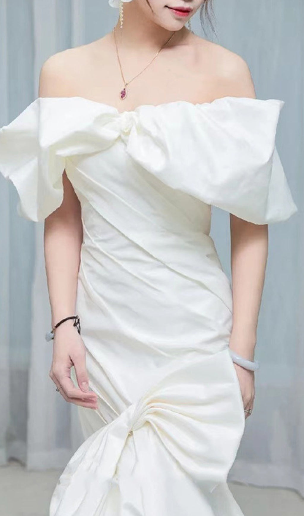 Fashionslee Women Aviatrix White Bow Wedding Dress