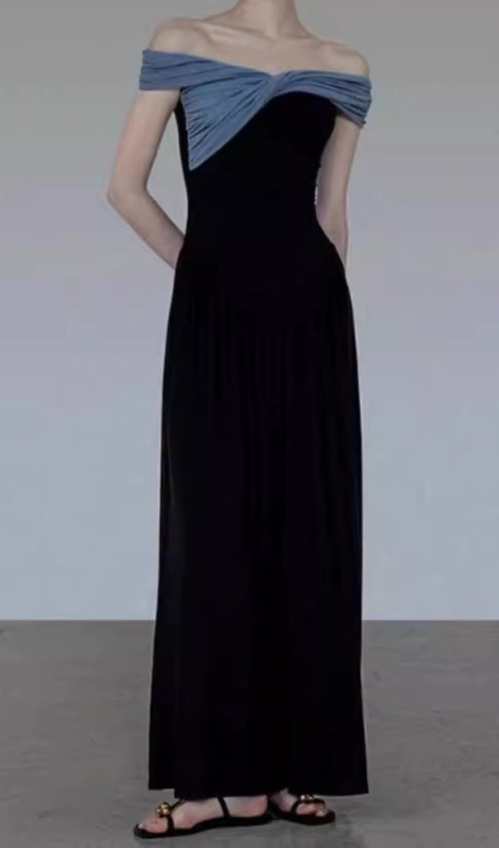 de21e1a2559efbef04aff77fe9e8731f.jpeg Fashionslee Women Aurai Contrast Color Knit Maxi Dress