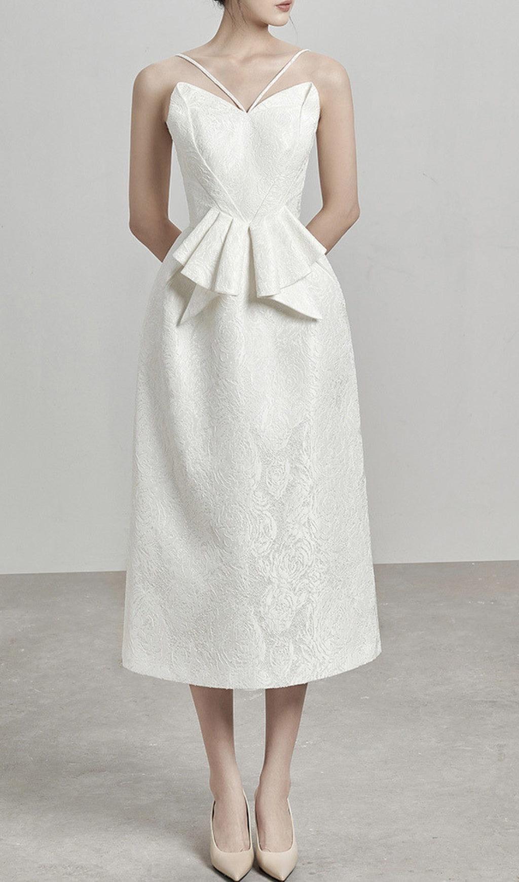 Fashionslee Women Arachne White Jacquard Midi Dress